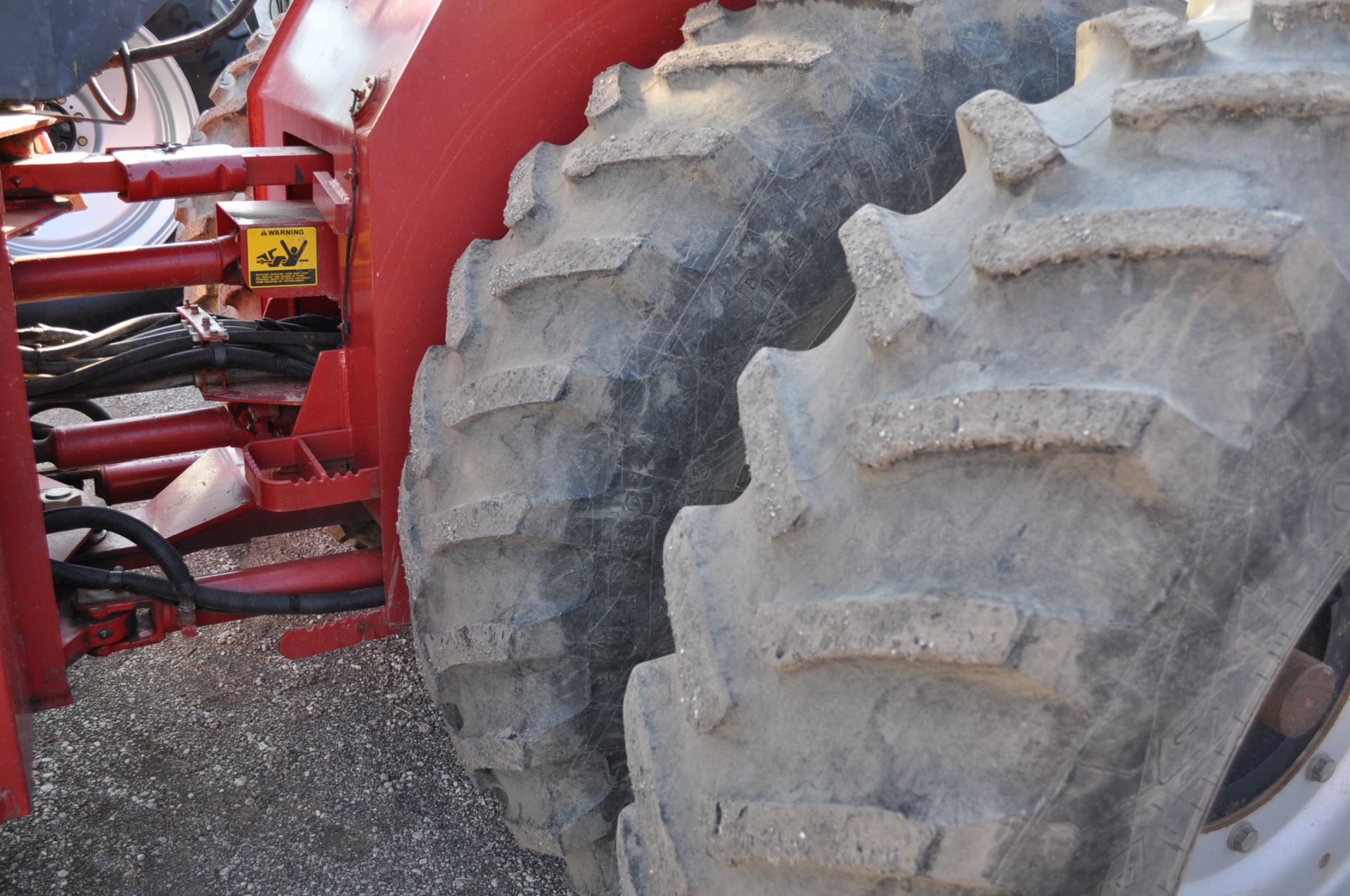 Case IH 9230 4WD tractor, 18.4-38 duals, power shift, skip shift, 4 hyd remotes, 3pt, quick hitch, - Image 6 of 23