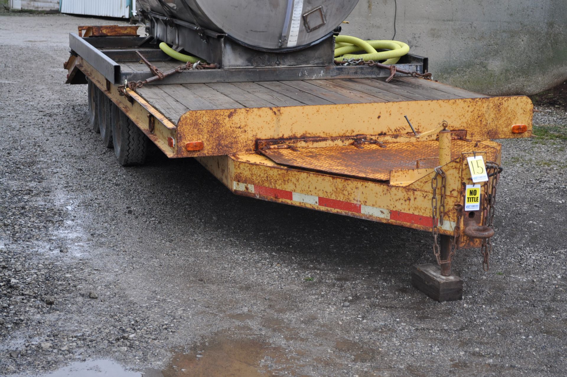 16’+5’ homemade equipment trailer, 8’ wide, tri axle, ramps, electric brakes, 8-14.5 tires, pintle - Image 4 of 6