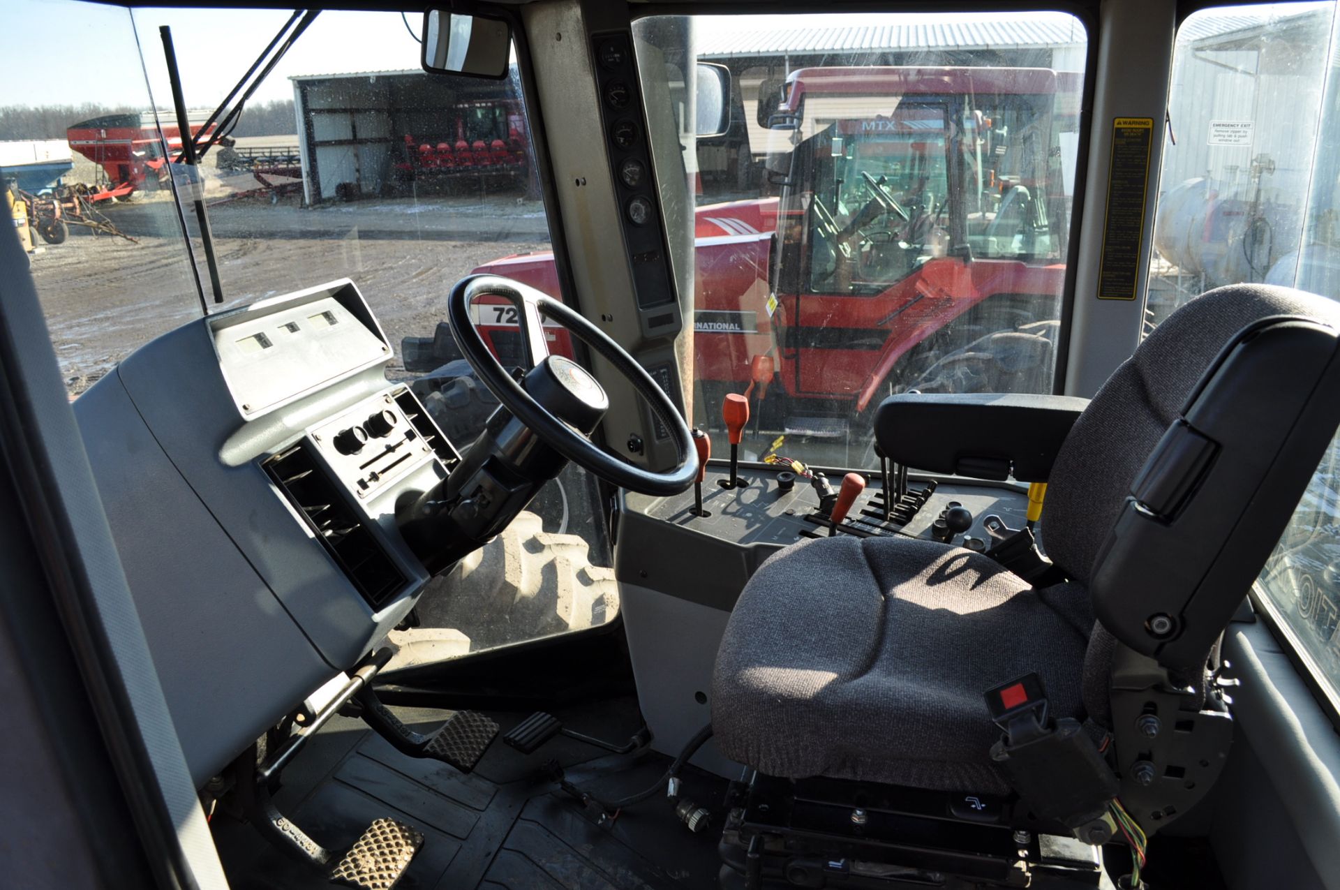 Case IH 9230 4WD tractor, 18.4-38 duals, power shift, skip shift, 4 hyd remotes, 3pt, quick hitch, - Image 17 of 23