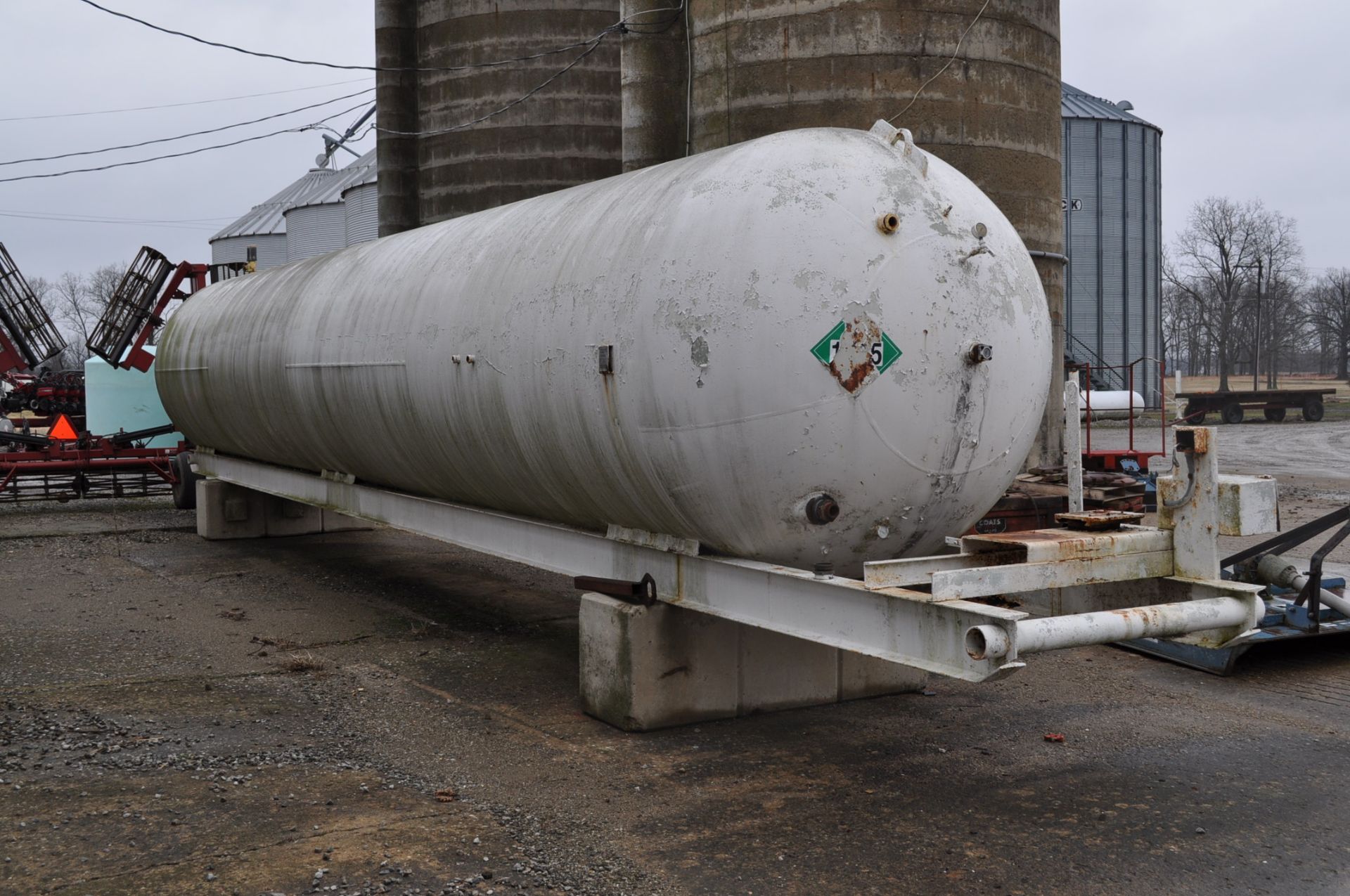 1969 12,000 gal Trinity tank, .573 shell, .328 head, 84” dia, 542” long, SN 367173, last used for - Image 2 of 10