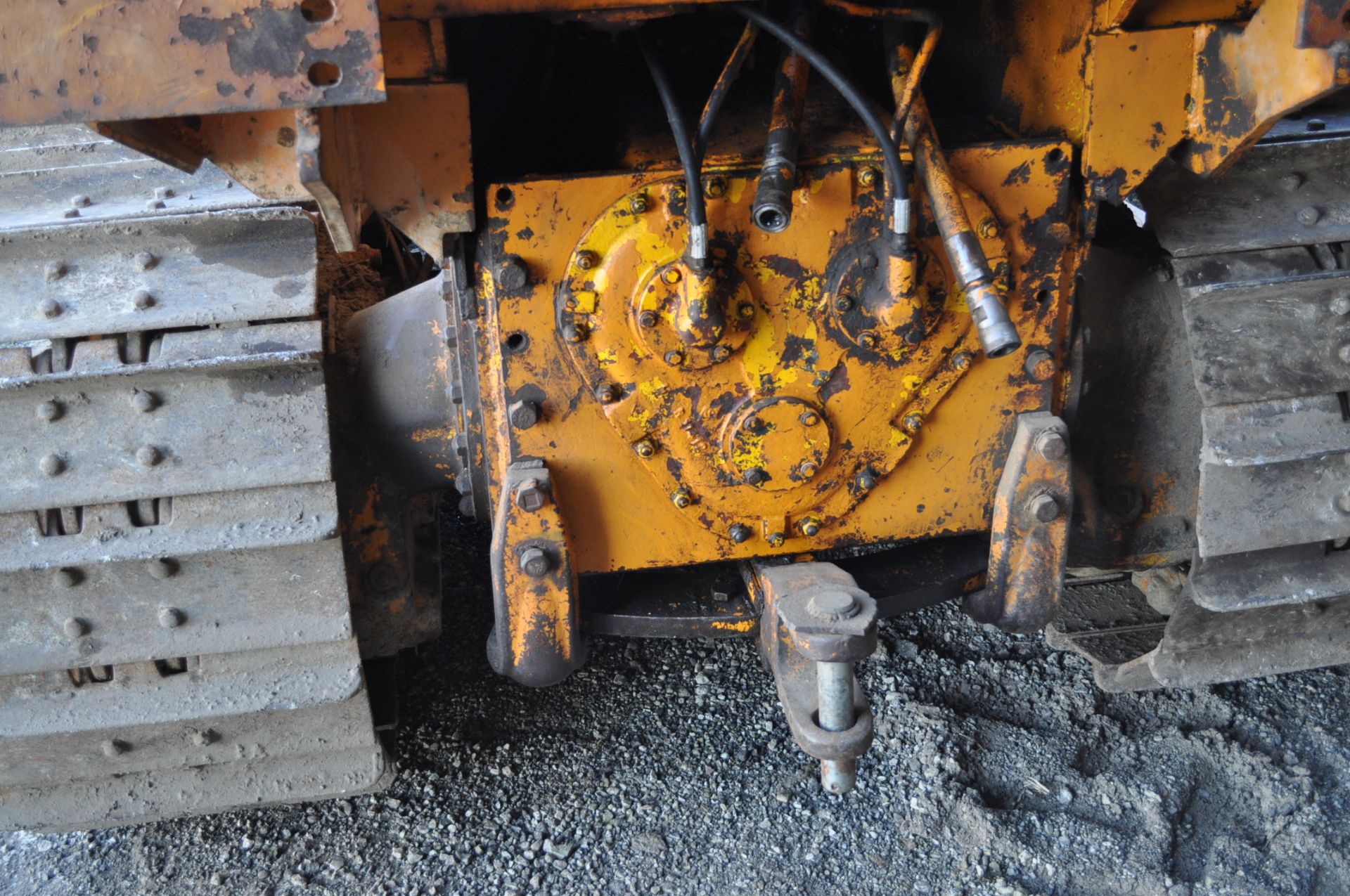 Case 1150 dozer, 8’ 4 way blade, rear hitch, diesel, shows 1250 hrs, hrs unkown, SN missing - Image 10 of 11