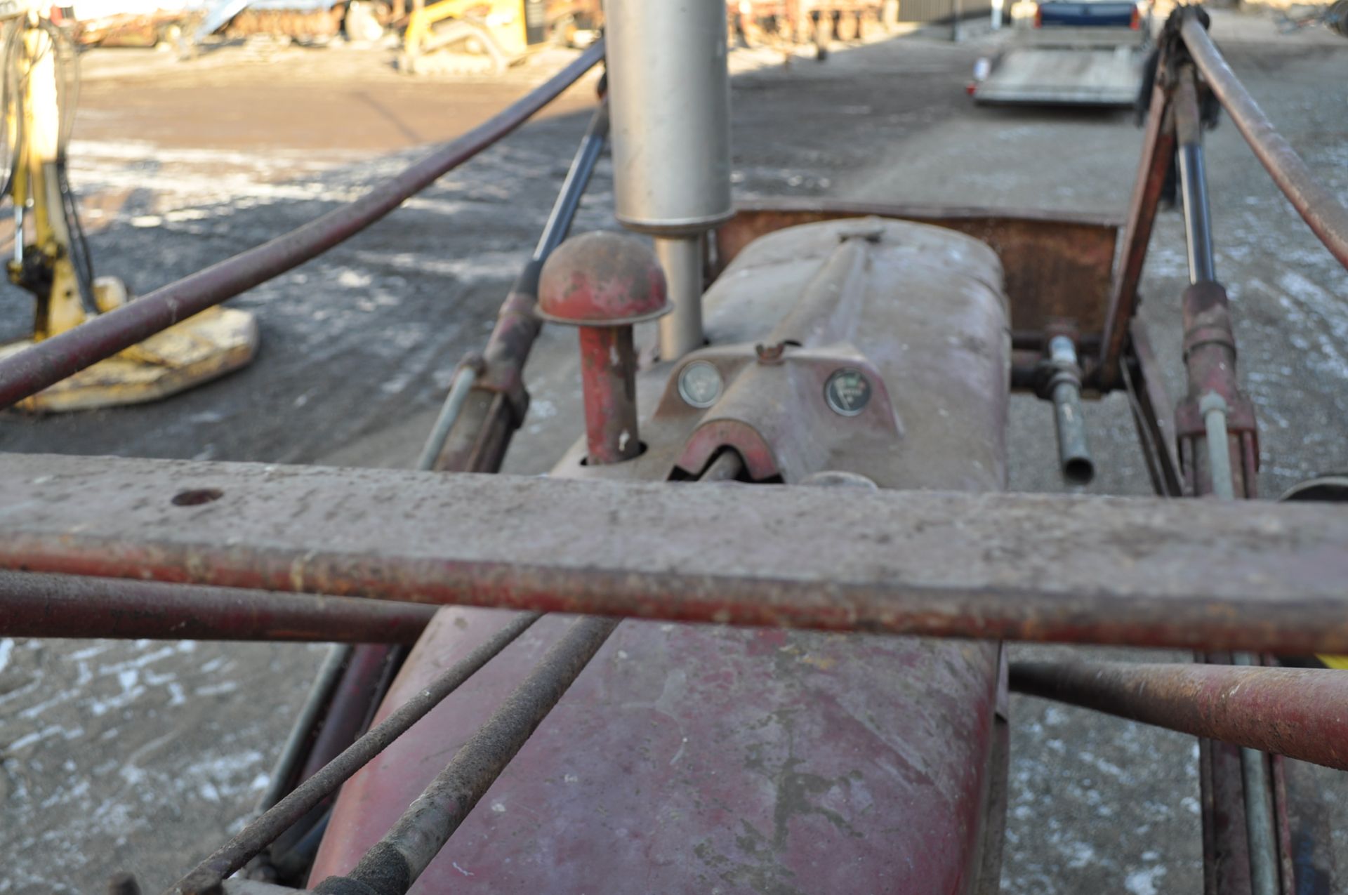 Farmall M tractor, 13.6-38 rear, narrow front, gasoline, loader, 540 PTO, SN FBK276 - Image 11 of 11