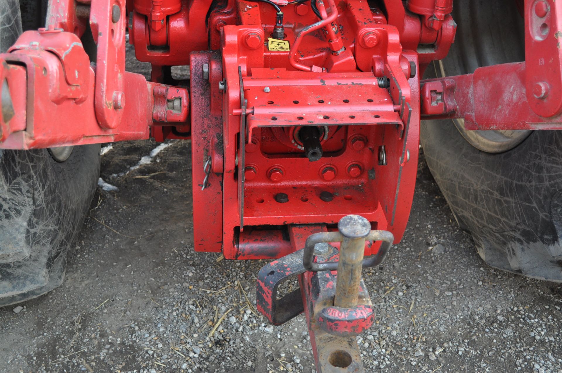 McCormick MTX 165 MFWD tractor, 18.4-42 axle duals, 14.9R30 front, C/H/A, shuttle shift, 16 spd - Image 13 of 21