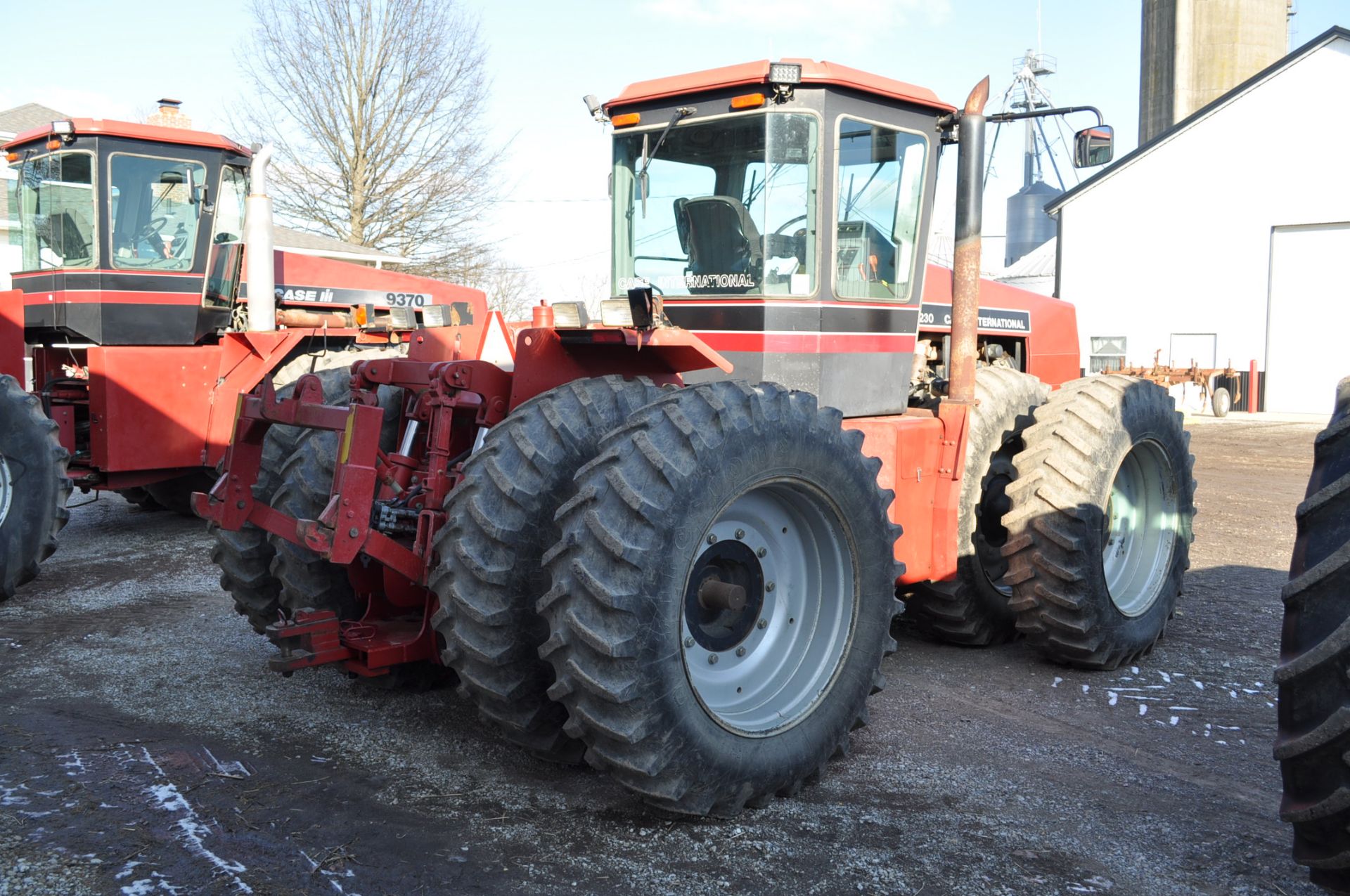 Case IH 9230 4WD tractor, 18.4-38 duals, power shift, skip shift, 4 hyd remotes, 3pt, quick hitch, - Image 4 of 23