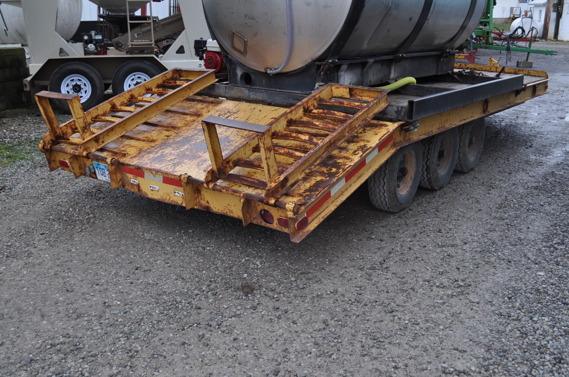 16’+5’ homemade equipment trailer, 8’ wide, tri axle, ramps, electric brakes, 8-14.5 tires, pintle - Image 3 of 6