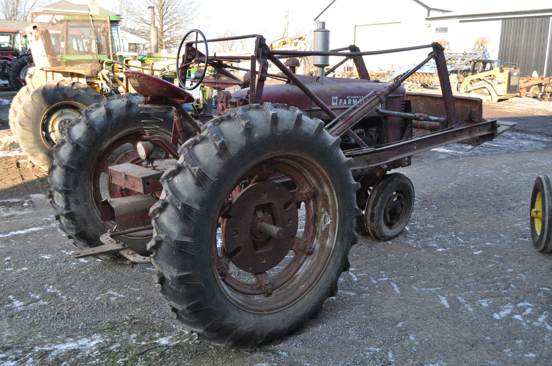 Farmall M tractor, 13.6-38 rear, narrow front, gasoline, loader, 540 PTO, SN FBK276 - Image 3 of 11