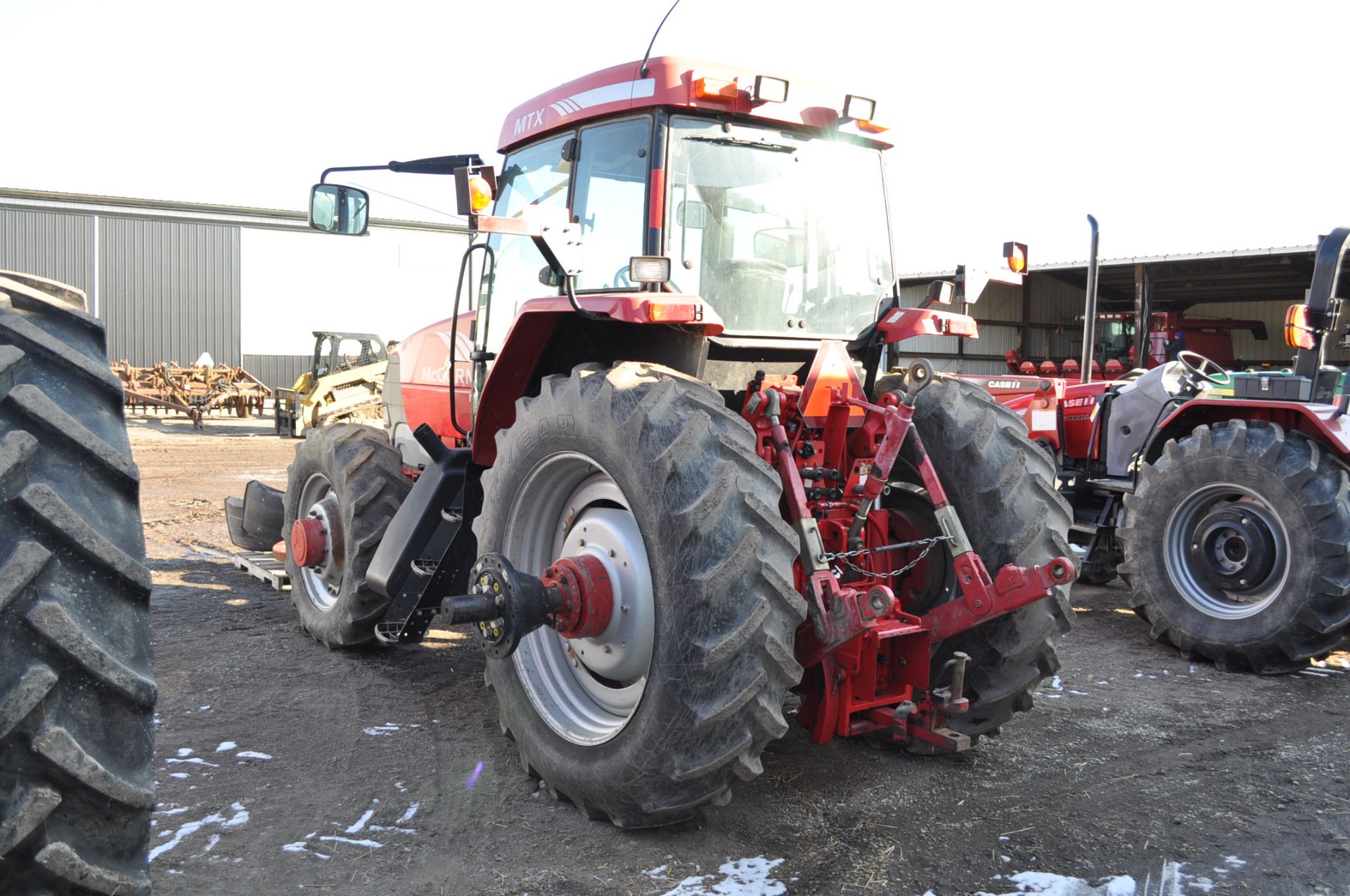 McCormick MTX 165 MFWD tractor, 18.4-42 axle duals, 14.9R30 front, C/H/A, shuttle shift, 16 spd - Image 4 of 21