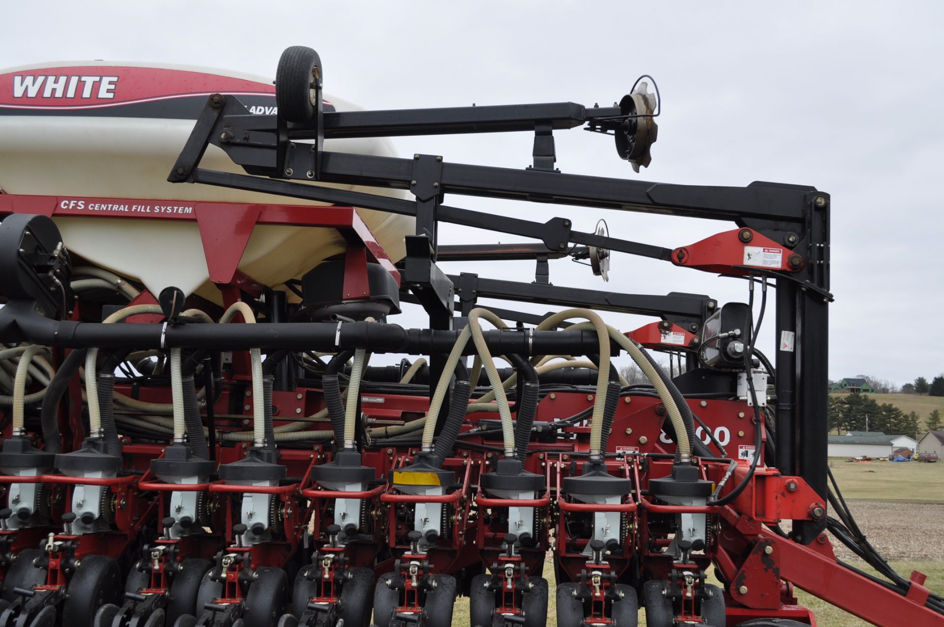 White 8831 31 x 15” planter, central fill, no-till coulters, drawbar hitch, air meter, markers, - Image 11 of 18