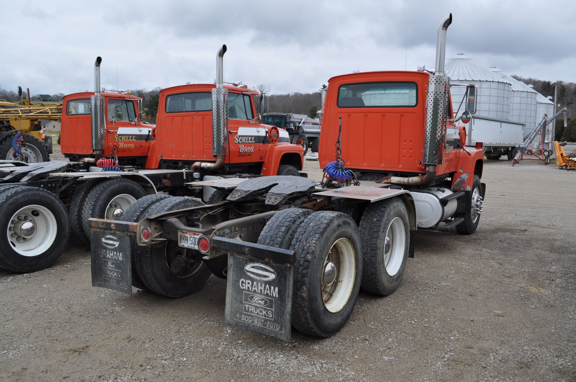 1987 Ford L9000 semi truck, day cab, Cummins 855, Eaton 13-spd, pto, 2-line wet kit, 190” WB, spring - Image 3 of 20