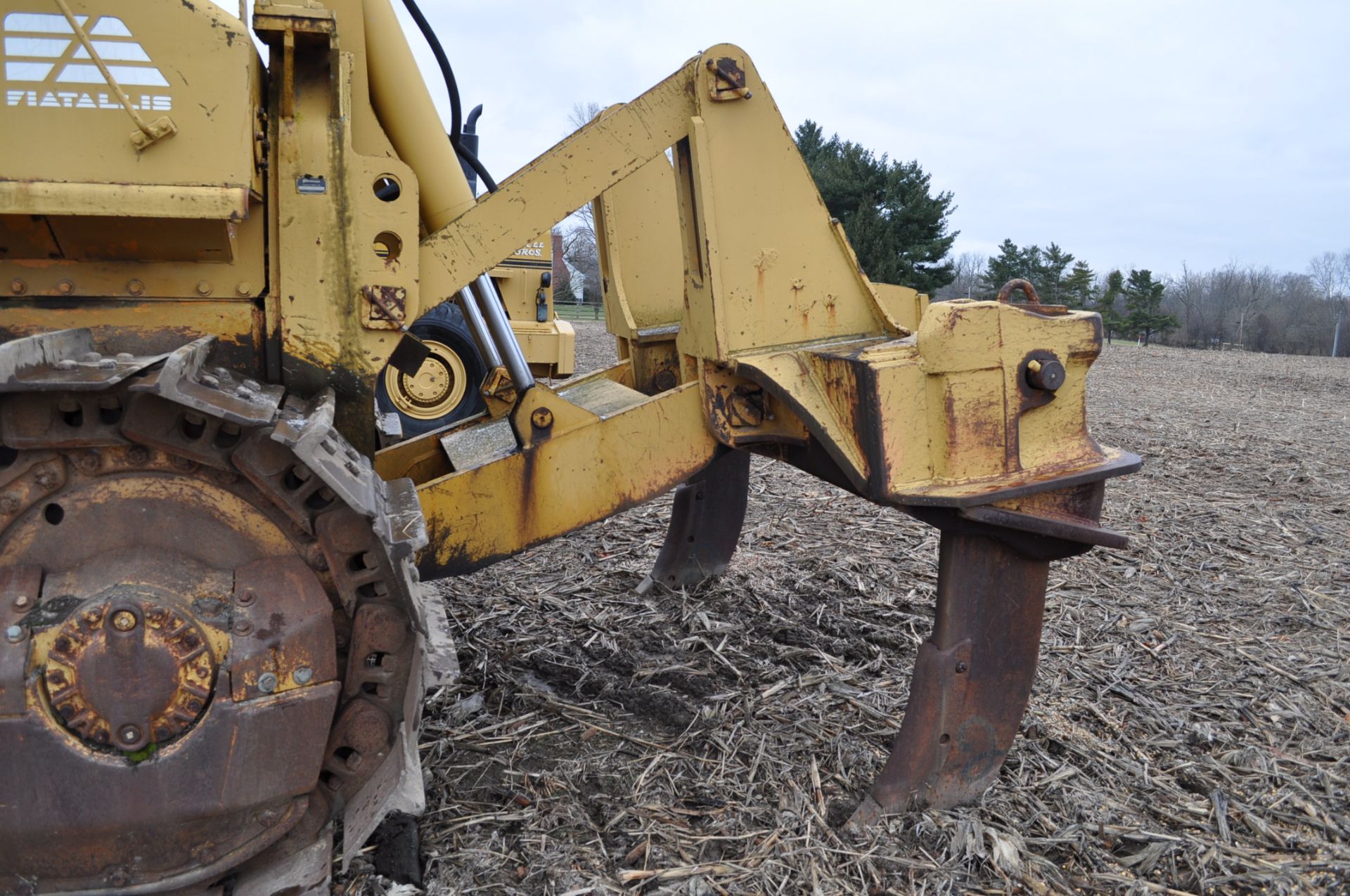 Fiat-Allis 41-B dozer, 32” wide tracks, 2-way 18 ½’ blade, rear ripper, SN 75503356 - Image 8 of 22