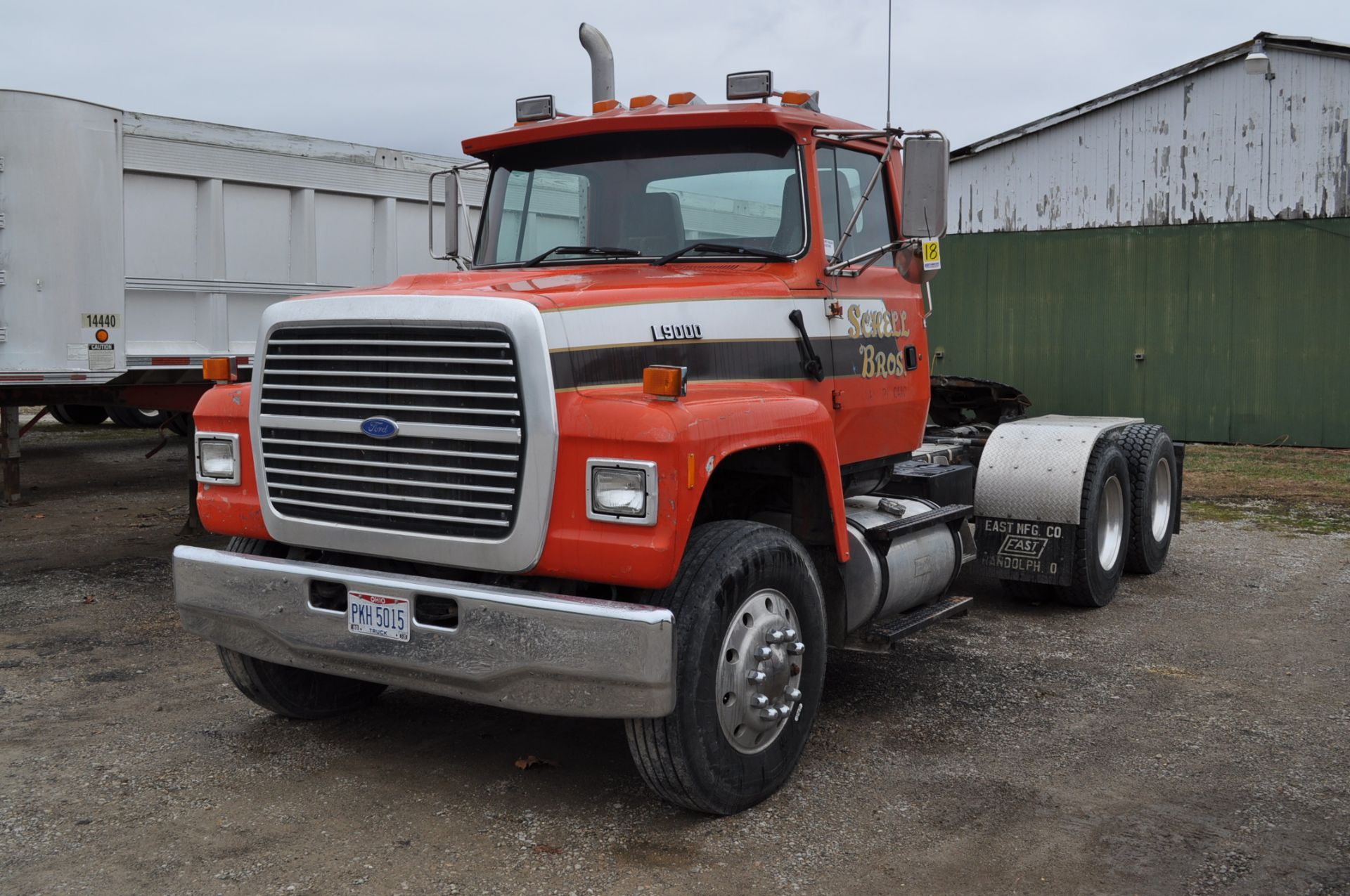 1989 Ford L9000 semi truck, day cab, 3406B CAT, 10 speed, spring ride, REBUILT SALVAGE TITLE