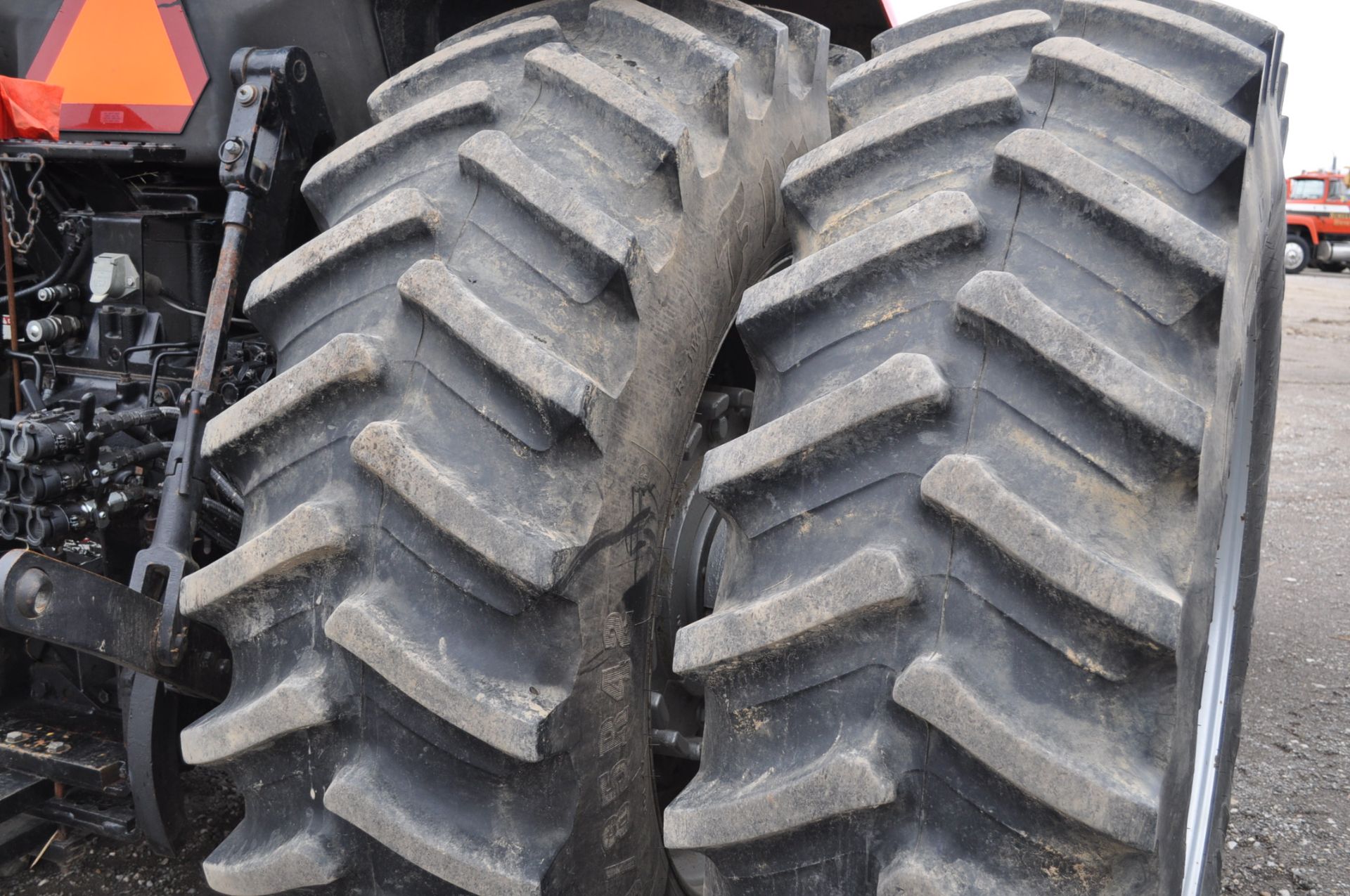 Agco Allis 9695 MFWD tractor, 520/85 R 42 rear duals, 420/90 R 30 front duals, fenders, frt wts, 3 - Image 7 of 18