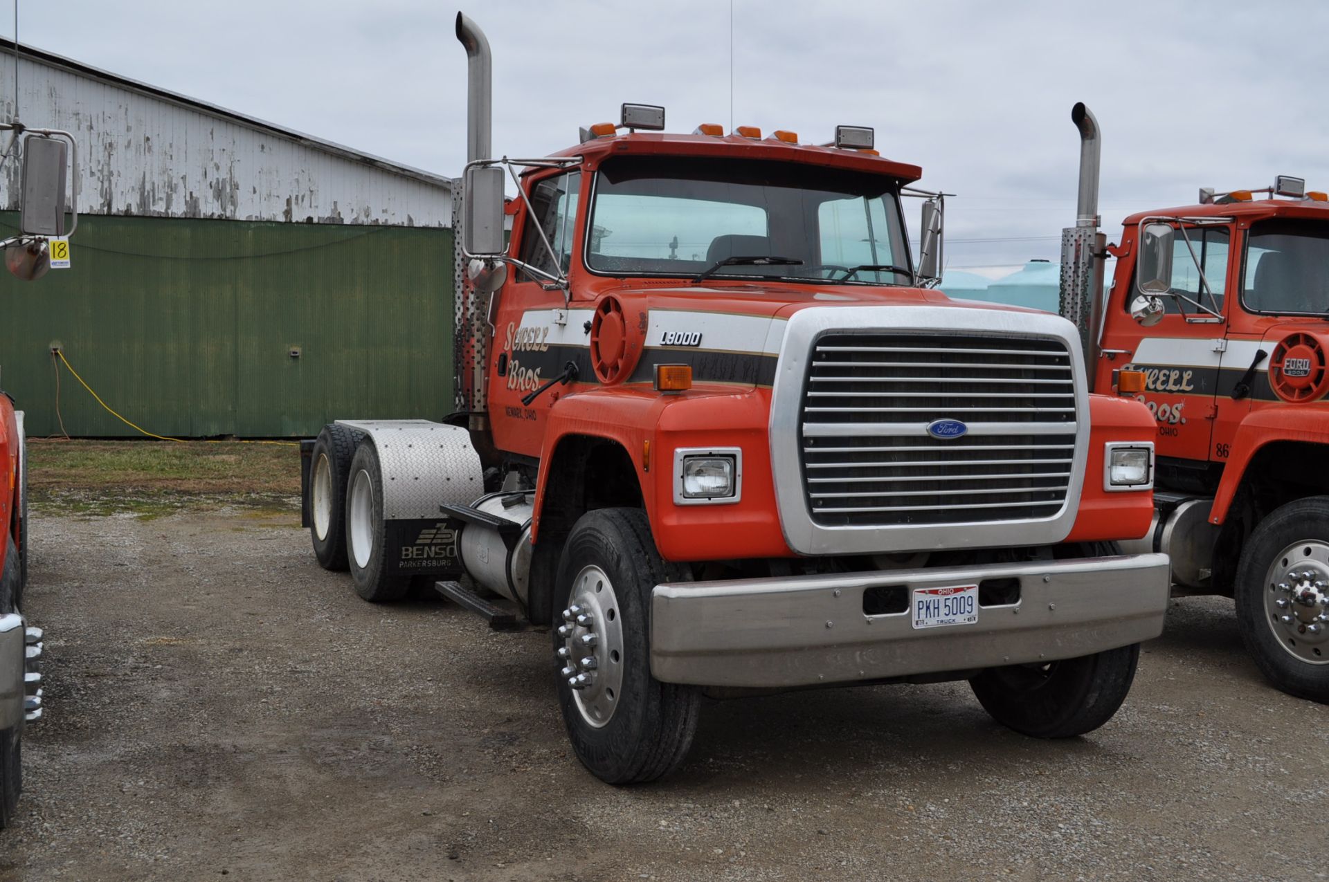 1987 Ford L9000 semi truck, day cab, Cummins 855, Eaton 13-spd, pto, 2-line wet kit, 190” WB, spring - Image 2 of 20