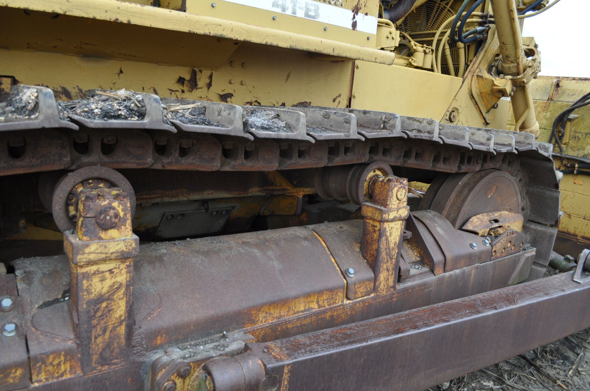 Fiat-Allis 41-B dozer, 32” wide tracks, 2-way 18 ½’ blade, rear ripper, SN 75503356 - Image 11 of 22