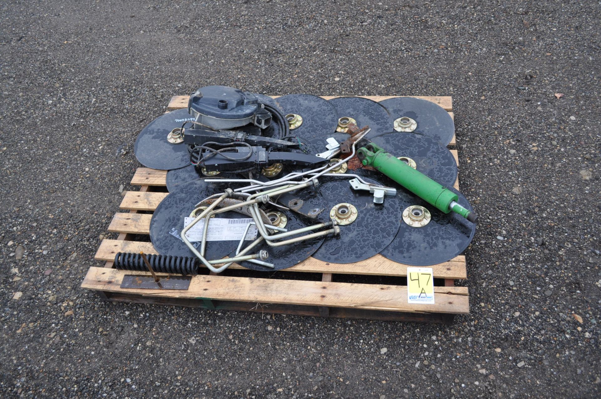 Spare John Deere planter parts, seed tubes with sensors, meter, hyd cyl, disc opener blades