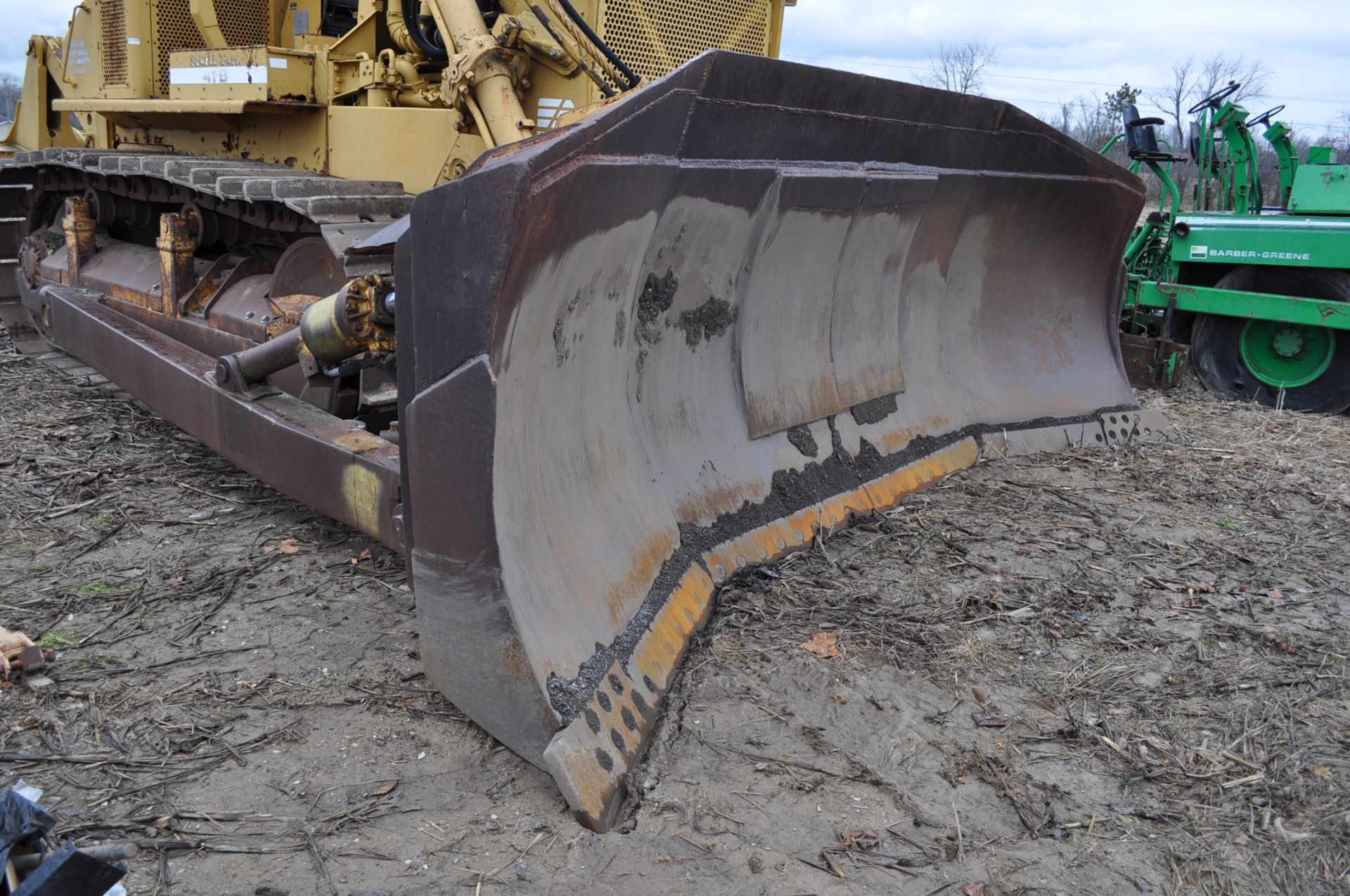 Fiat-Allis 41-B dozer, 32” wide tracks, 2-way 18 ½’ blade, rear ripper, SN 75503356 - Image 13 of 22