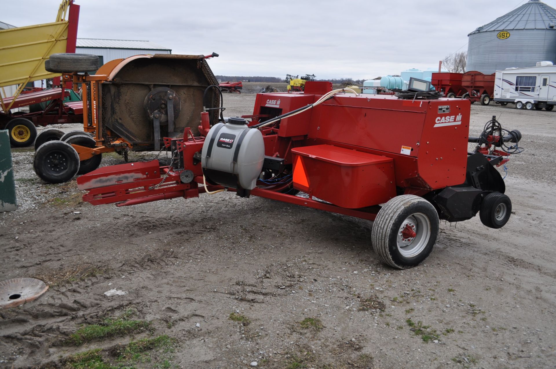 CIH SBX 540 Baler Twine, 540 pto,  Hyd Pickup & swing, Hyd Bale tension, 1/4 turn bale chute, 30 - Image 3 of 14