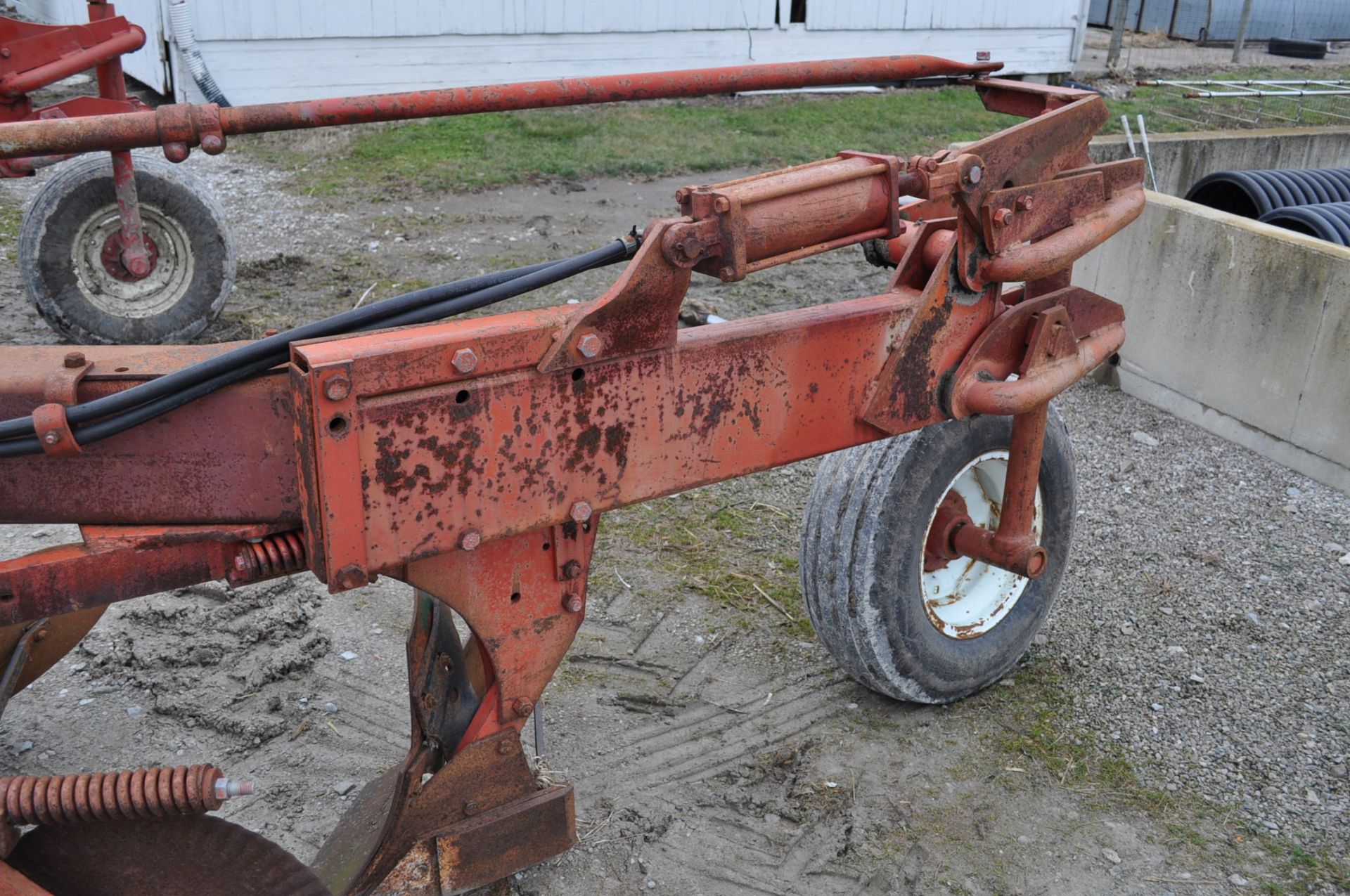 White 588 Plow 5-18” toggle trip - Image 11 of 11