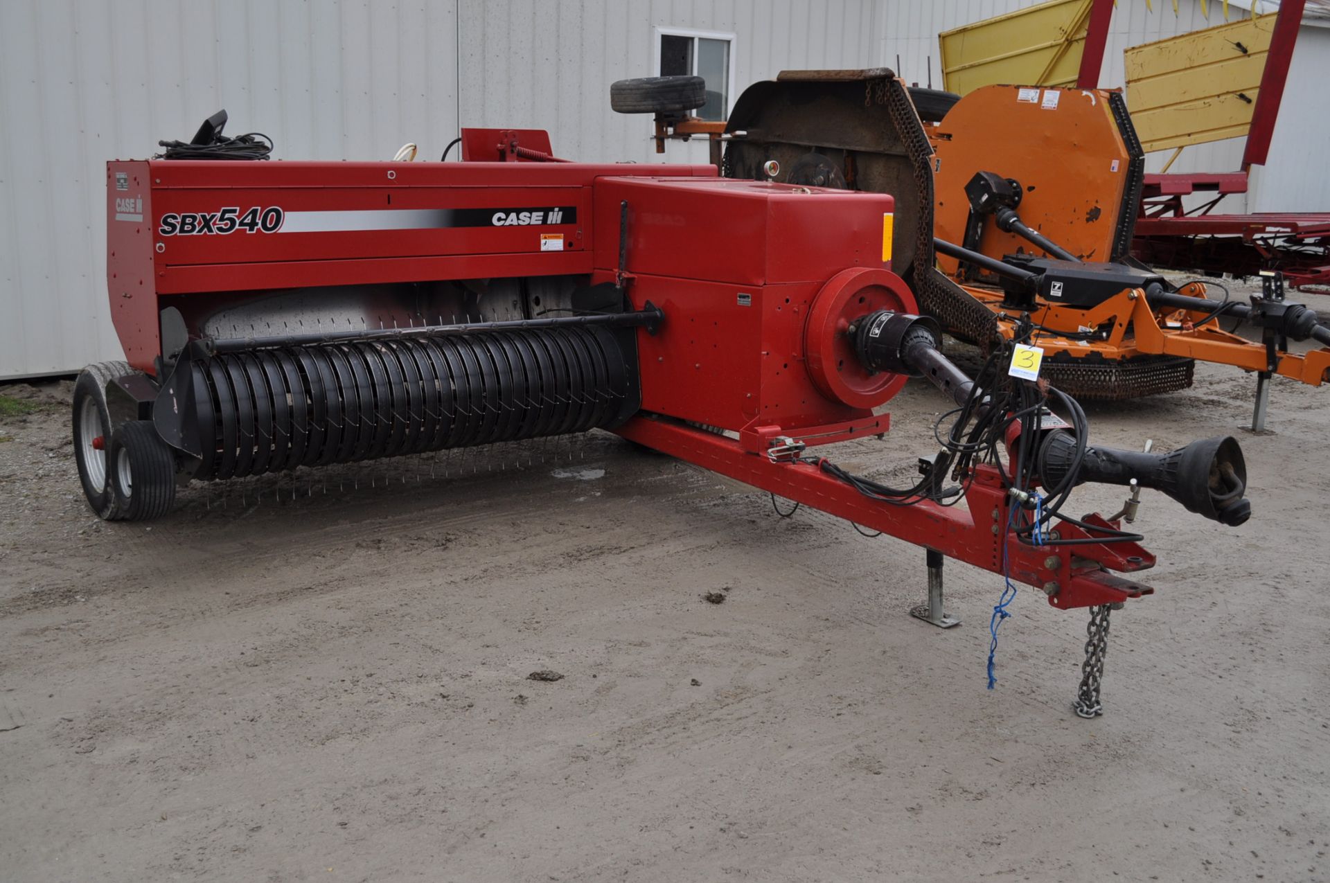 CIH SBX 540 Baler Twine, 540 pto,  Hyd Pickup & swing, Hyd Bale tension, 1/4 turn bale chute, 30 - Image 2 of 14