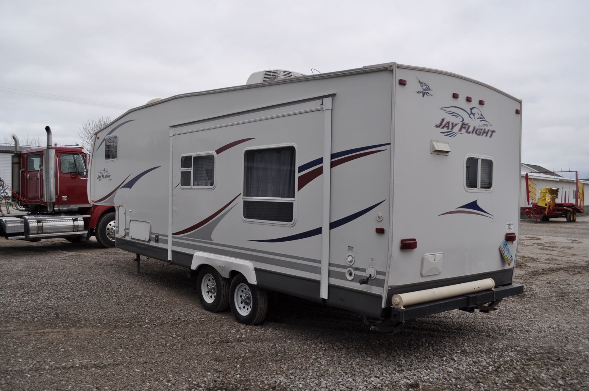 2006 JAYCO 5th Wheel Camper 27.5 Ft RKS w/slide out, Vin # 1889706 - Image 3 of 6