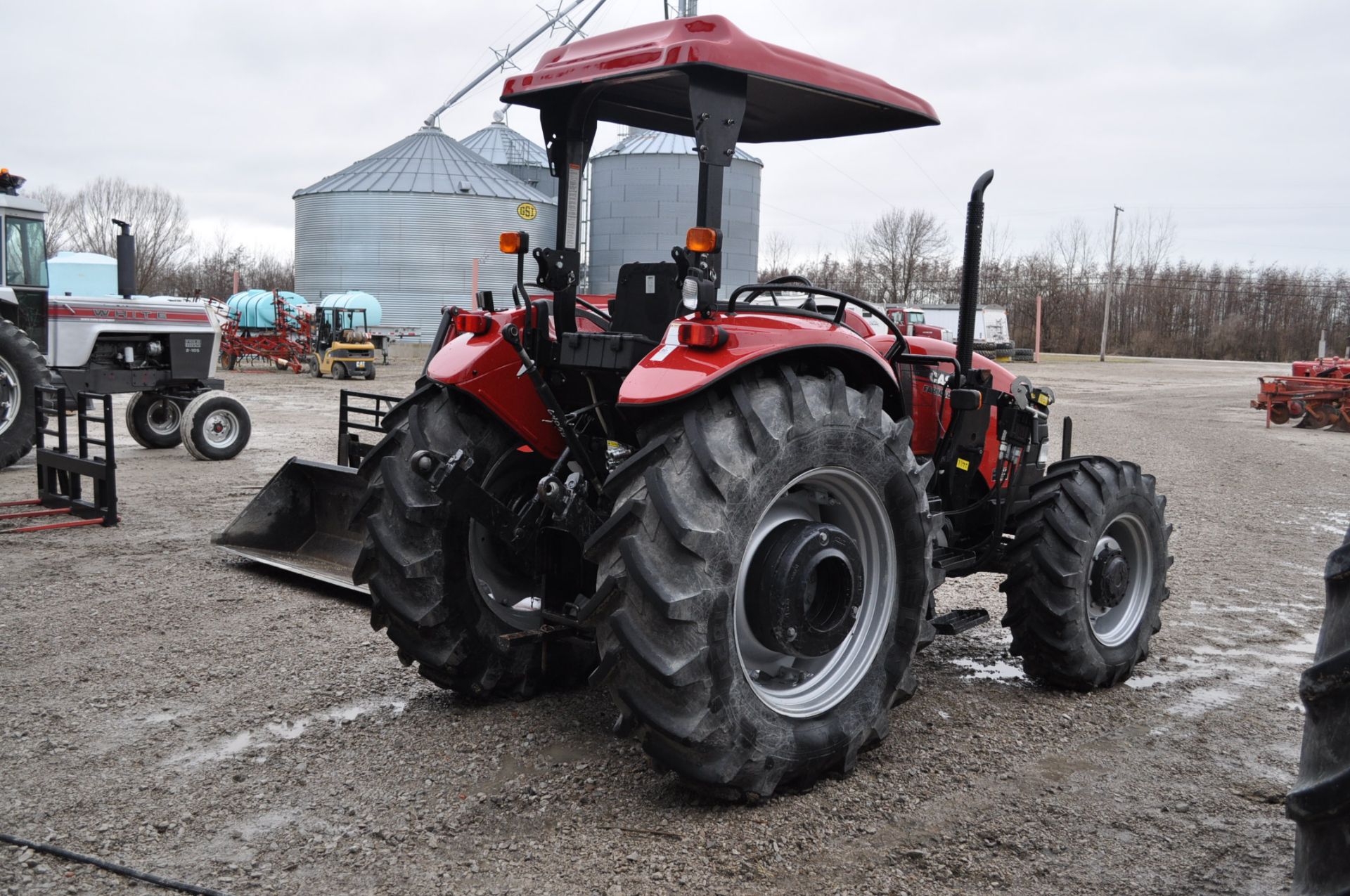 CIH Farmall 95 MFWD, open station, 2 remotes, 3pt, 540/1000 pto, rear wts, loader brackets & Joy - Image 3 of 21