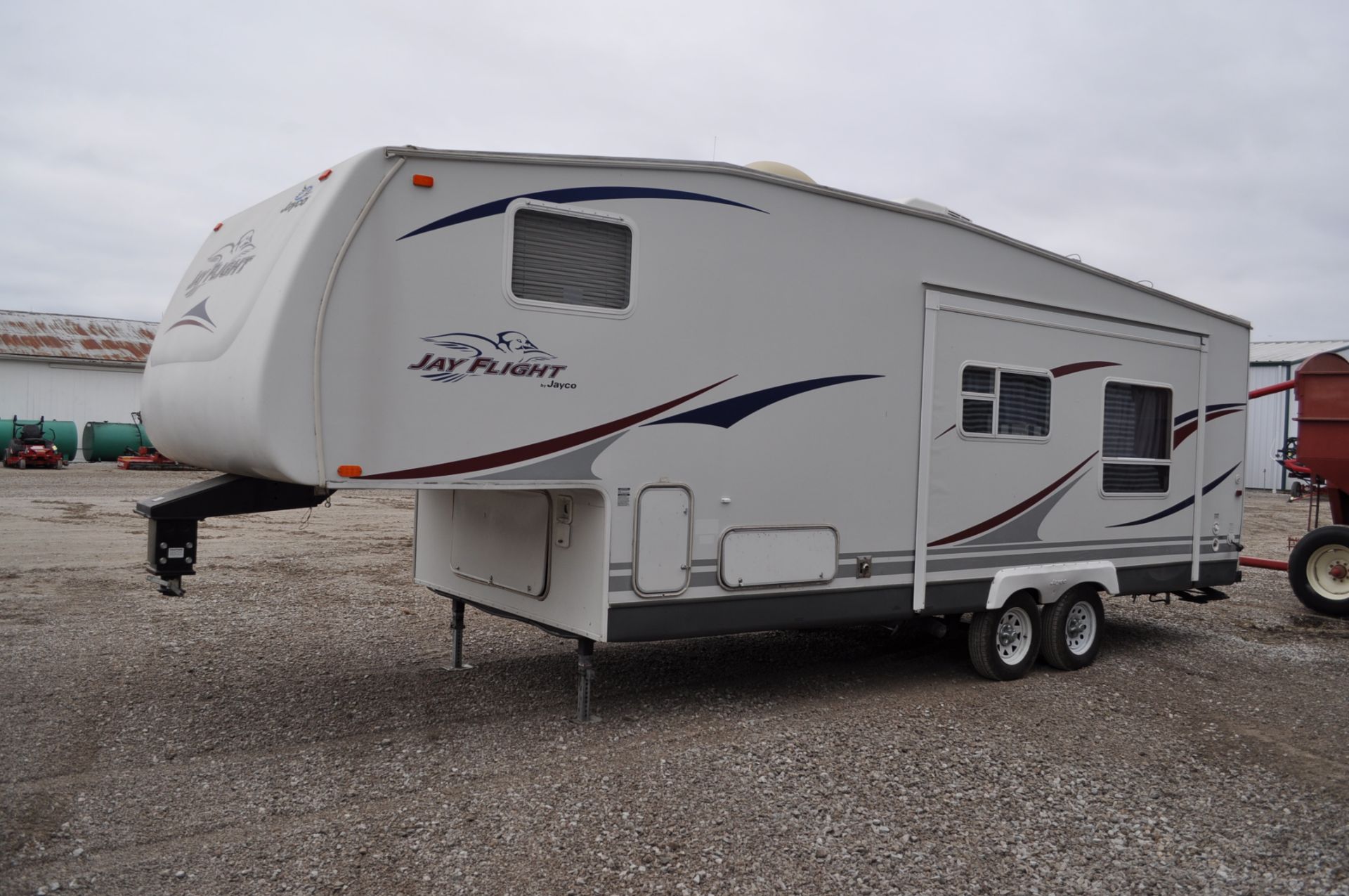 2006 JAYCO 5th Wheel Camper 27.5 Ft RKS w/slide out, Vin # 1889706 - Image 2 of 6