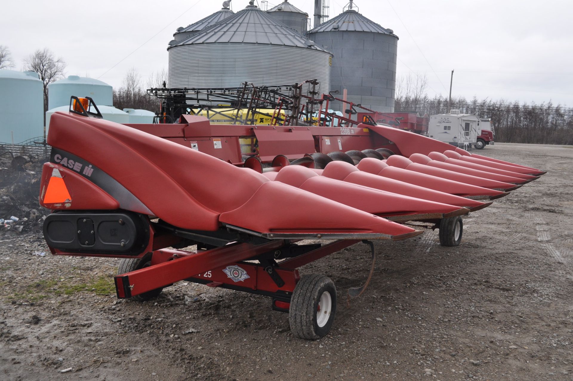 CIH 2208 8RN Corn Head  w/hyd deck plates, SN# HAJ0002702 - Image 4 of 16