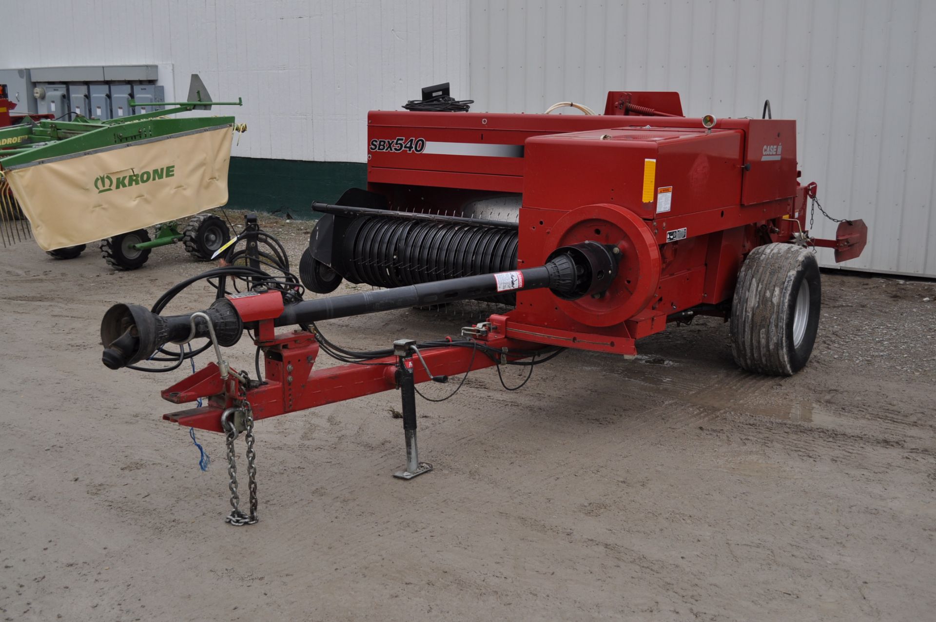 CIH SBX 540 Baler Twine, 540 pto,  Hyd Pickup & swing, Hyd Bale tension, 1/4 turn bale chute, 30