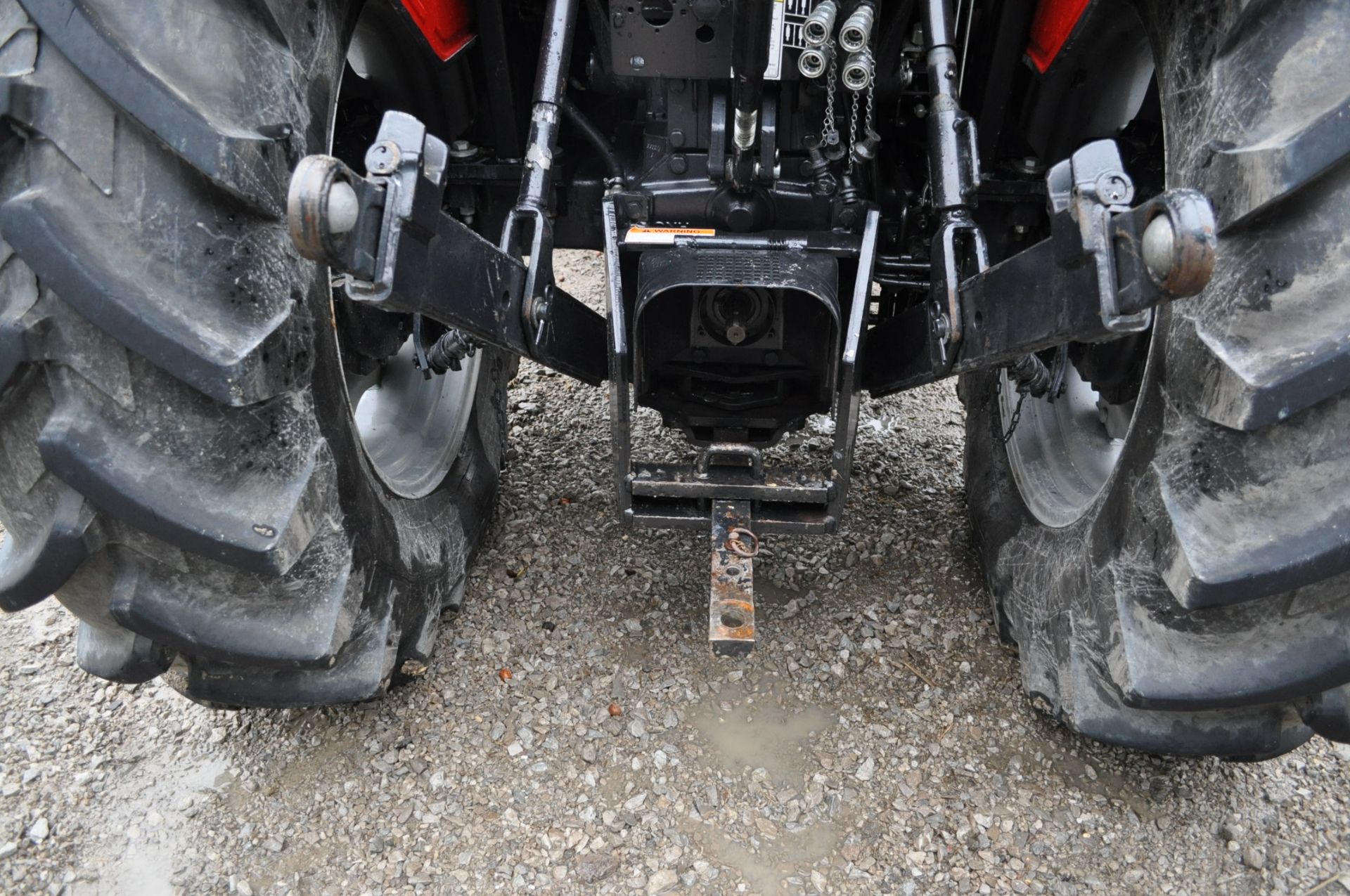 CIH Farmall 95 MFWD, open station, 2 remotes, 3pt, 540/1000 pto, rear wts, loader brackets & Joy - Image 11 of 21