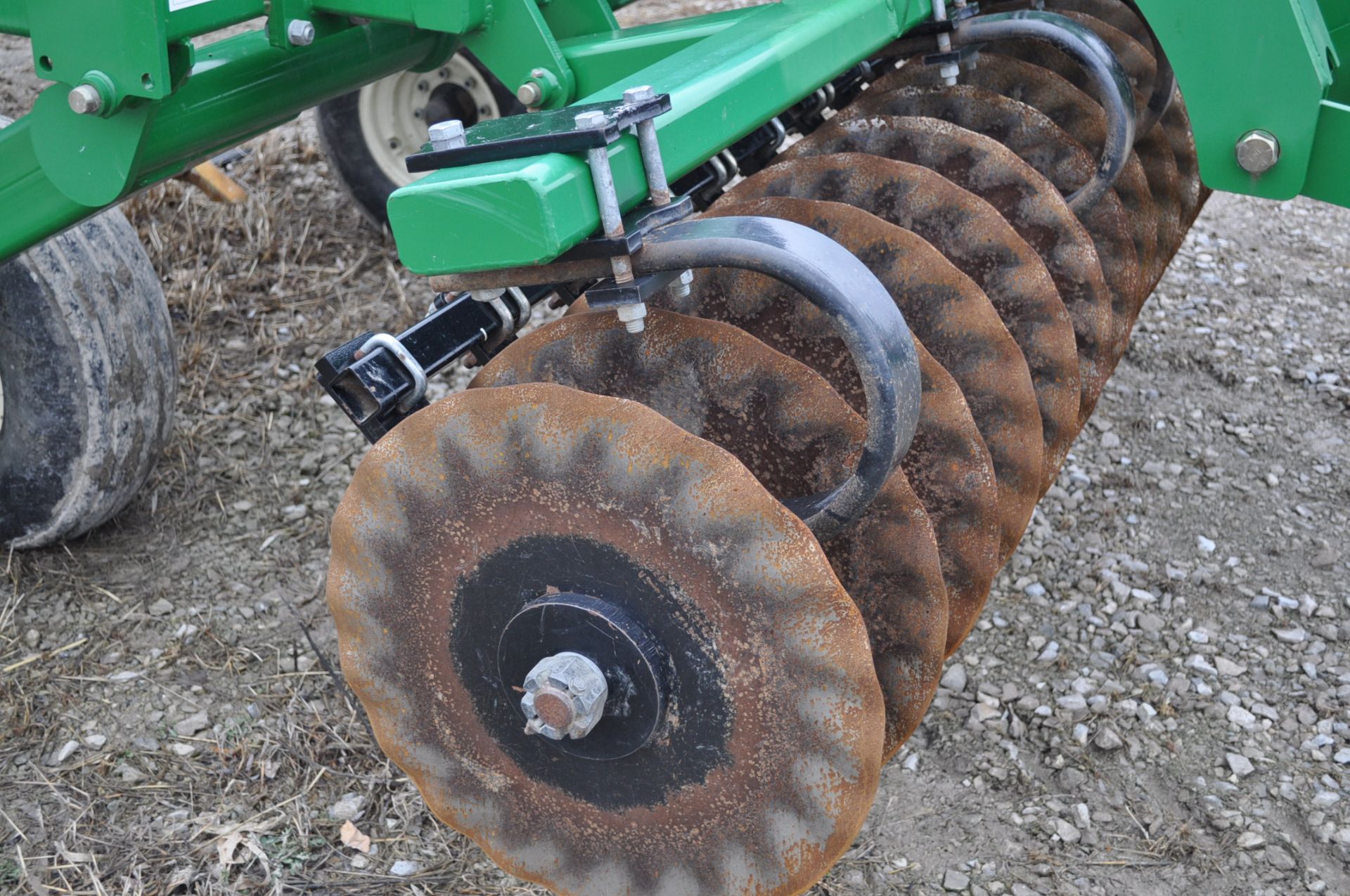 Great Plains TC 5109 Turbo Chisel 9 shank parabolic w/ rear chopping wheel, light kit, SN# GPA1706X - Image 12 of 13