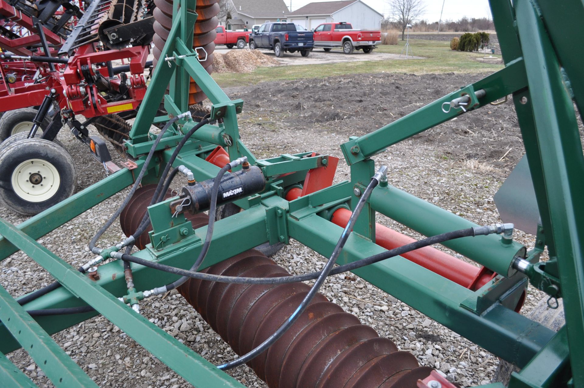 Brillion Cultipacker 25’ solid wheels, Hyd Fold w/ light kit - Image 6 of 6