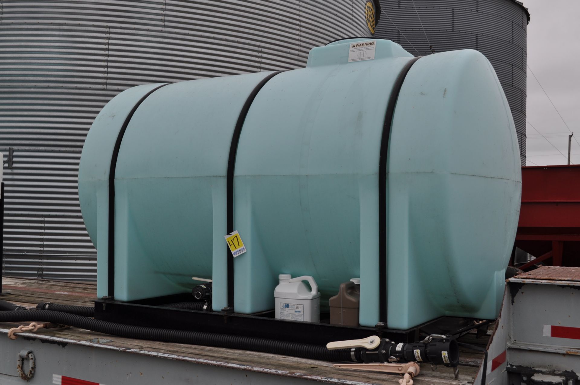 1000 gallon Ace Roto Mold skid tank w/  bottom drain