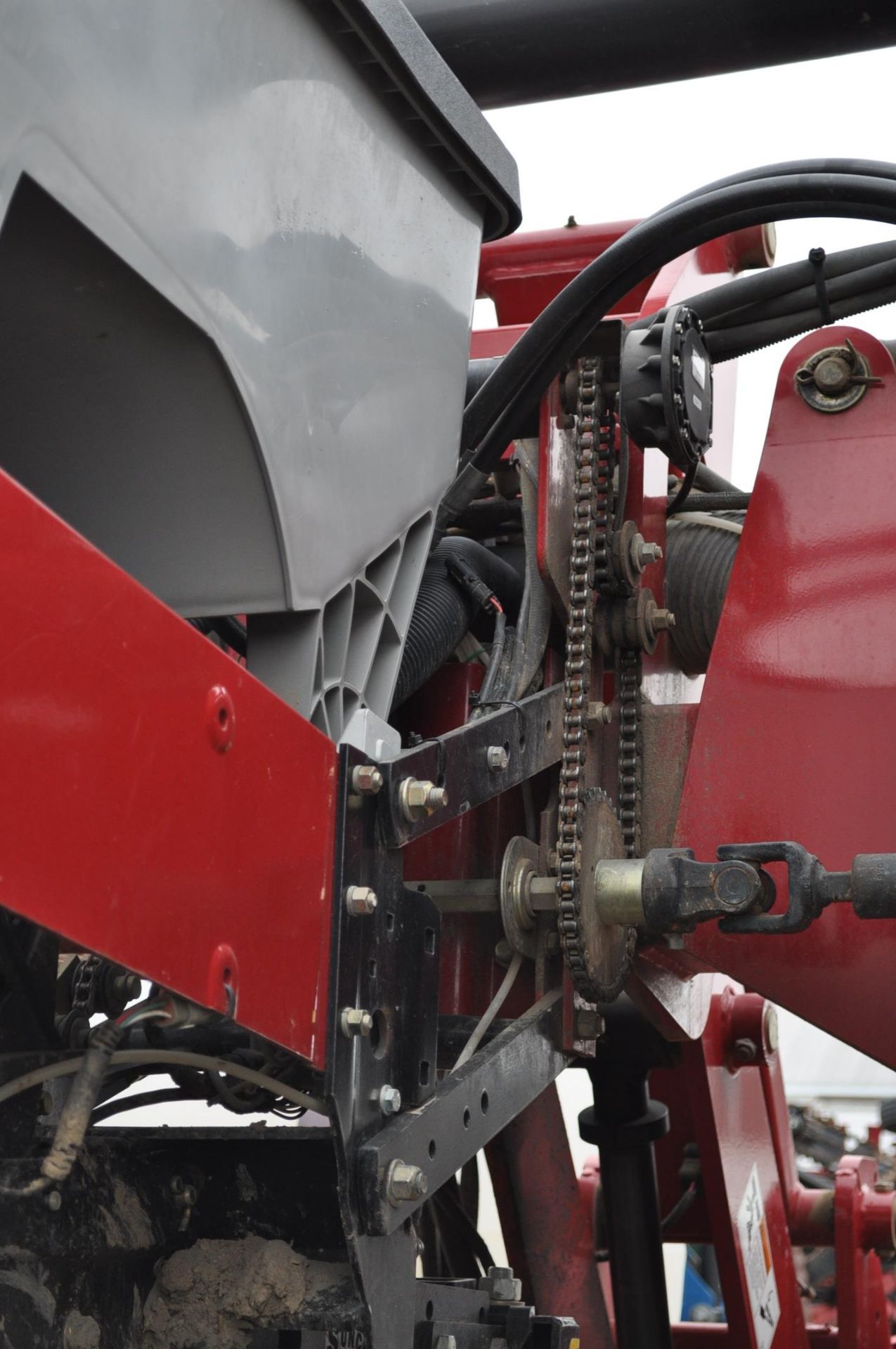 CIH 1200PT AFS Corn Planter 12R-30” Liquid, Sunco DBL Disc unit mid fert coulters, plumbed for pop - Image 14 of 19