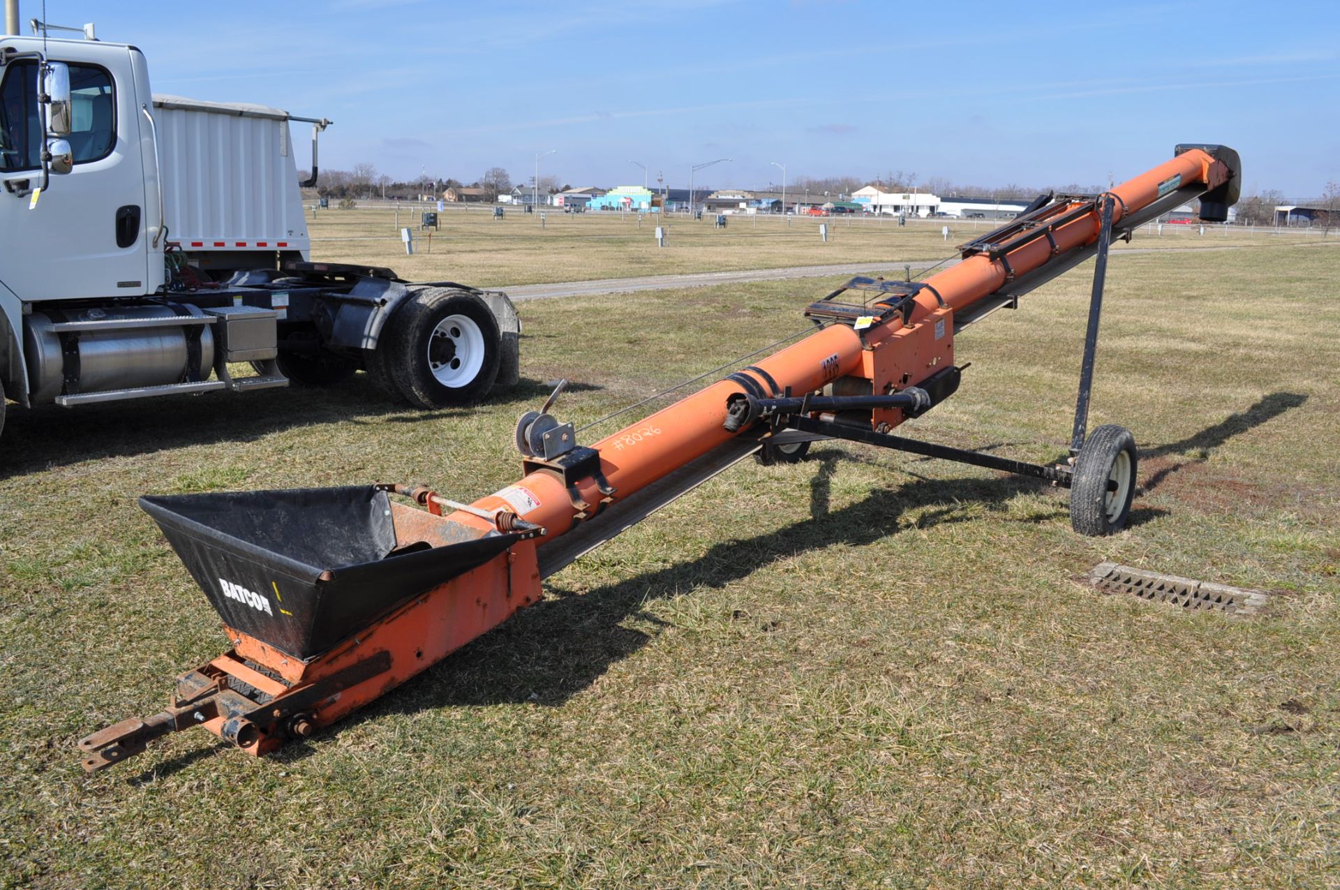 Batco 1335 belt conveyor, 540 PTO drive, vinyl hopper