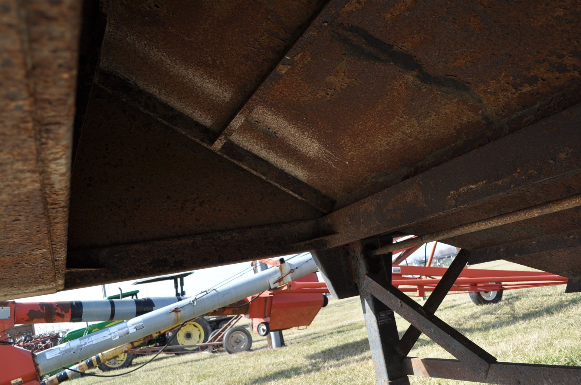 34’ Drake steel grain trailer, tandem axle, roll tarp, spring ride, 4 alum wheels, - Image 14 of 14