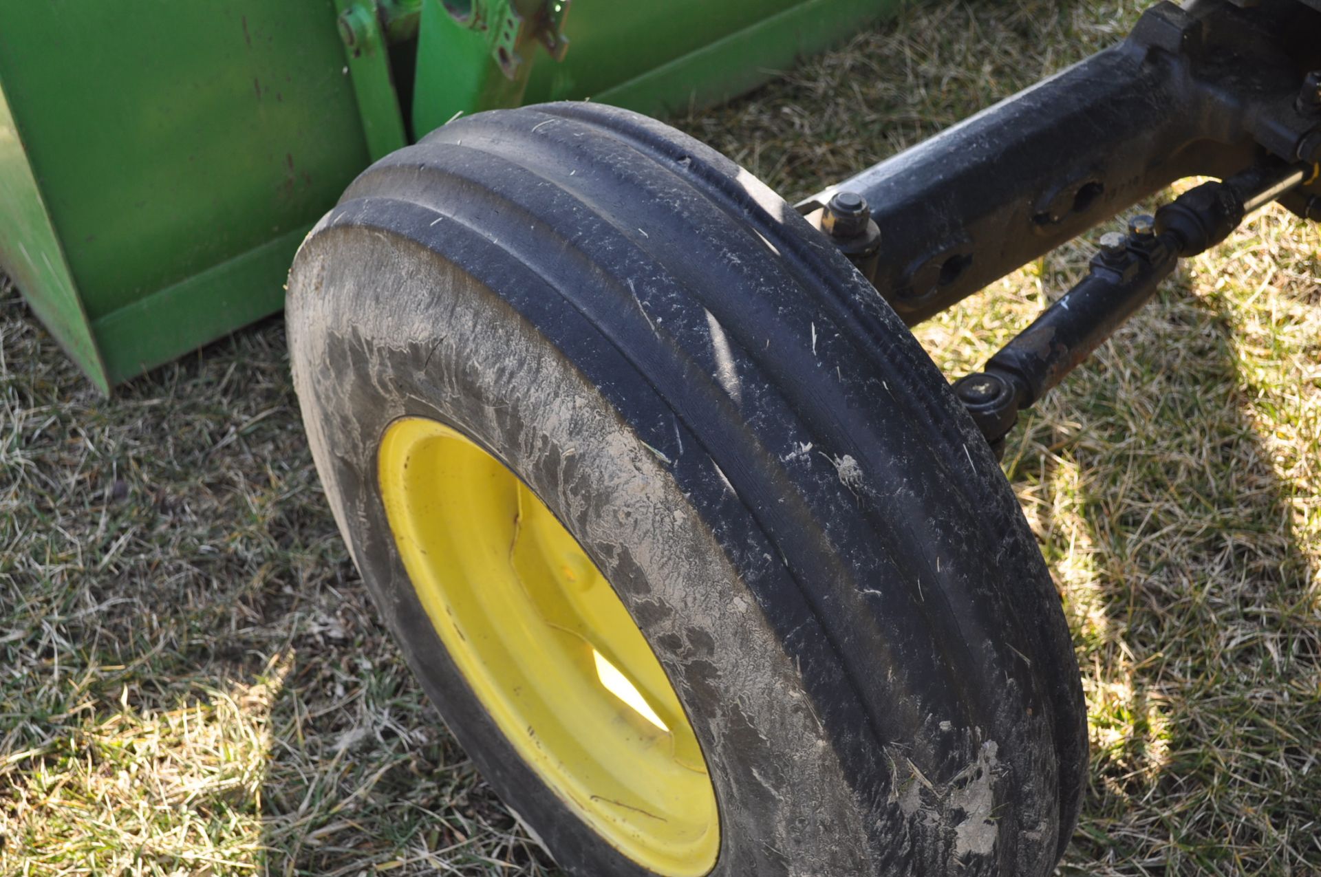 John Deere 5300 tractor, 16.9-3- rear, 9.50L-15 front, diesel, 2 hyd remotes, 540 PTO, 3 pt, - Image 6 of 14