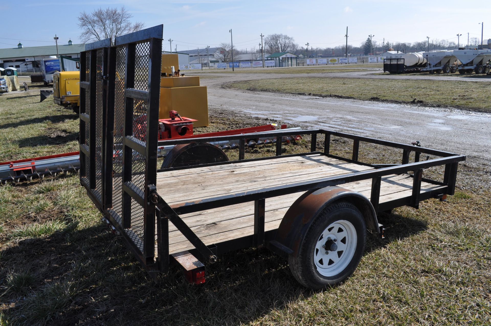 Top Trailer 5 ½’ X 10’ long single axle trailer, NO TITLE - Image 3 of 5