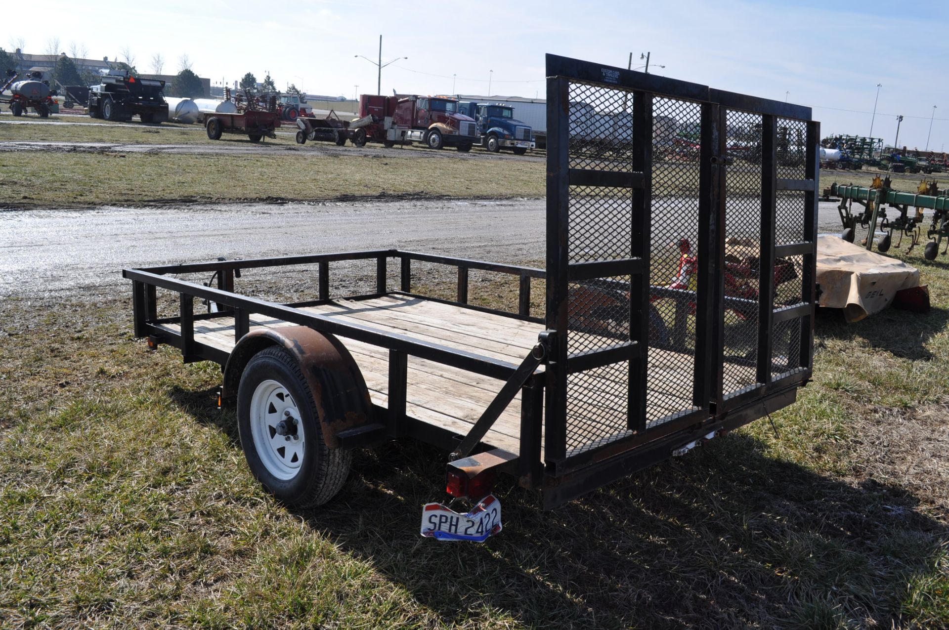 Top Trailer 5 ½’ X 10’ long single axle trailer, NO TITLE - Image 4 of 5