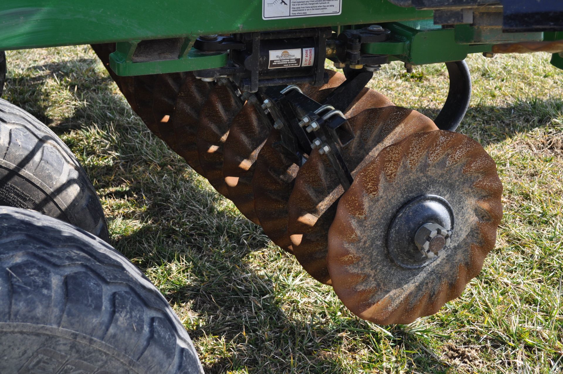 24’ Great Plains Turbo MAX, 380/55R16.5 transport tires, hyd angle adjust, SN GPC5357H - Image 14 of 15