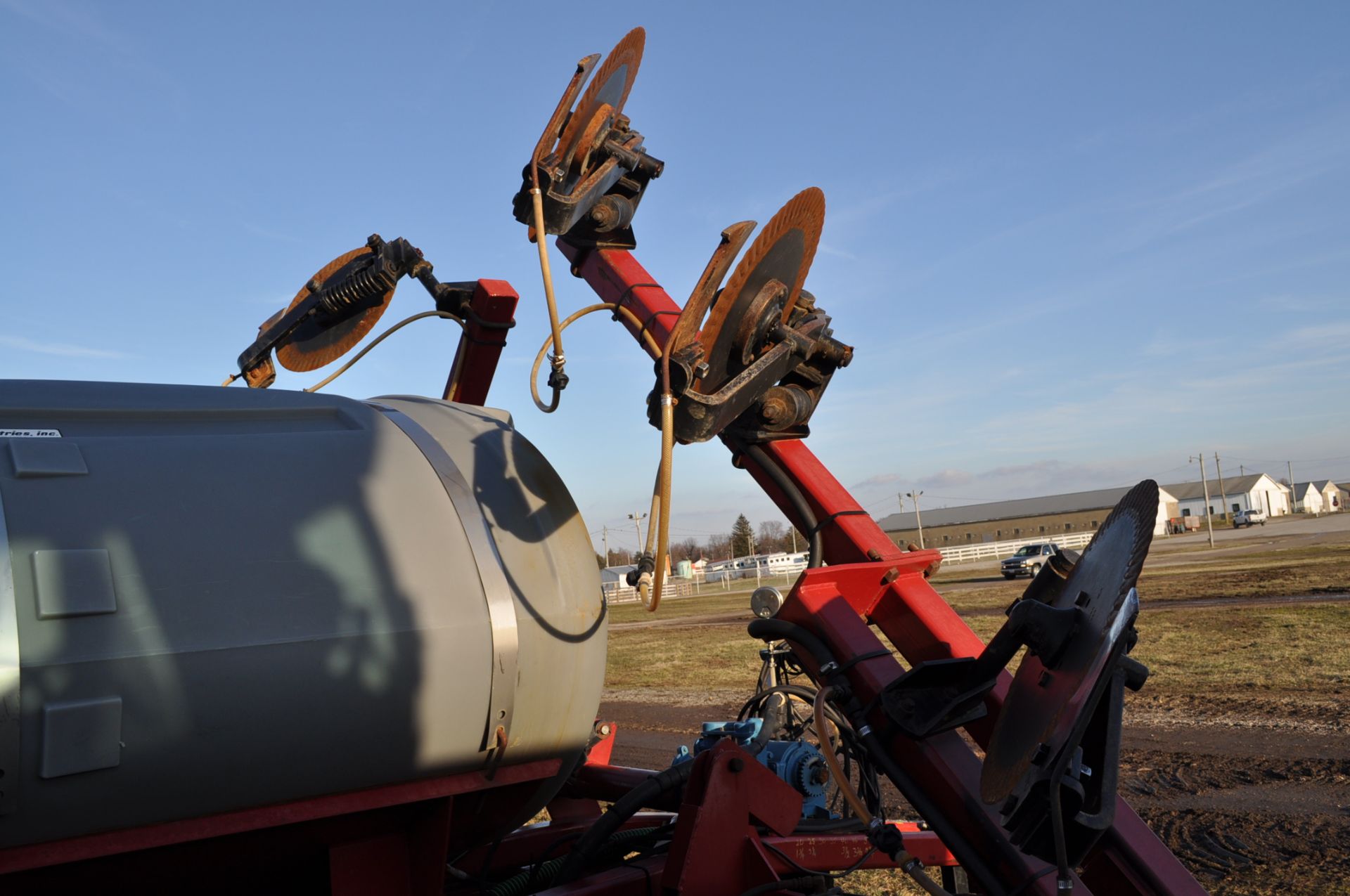 Case IH NPX 2800 12 row 28% applicator, 11 coulter w/ knife, 800 gal poly tank, - Image 10 of 11