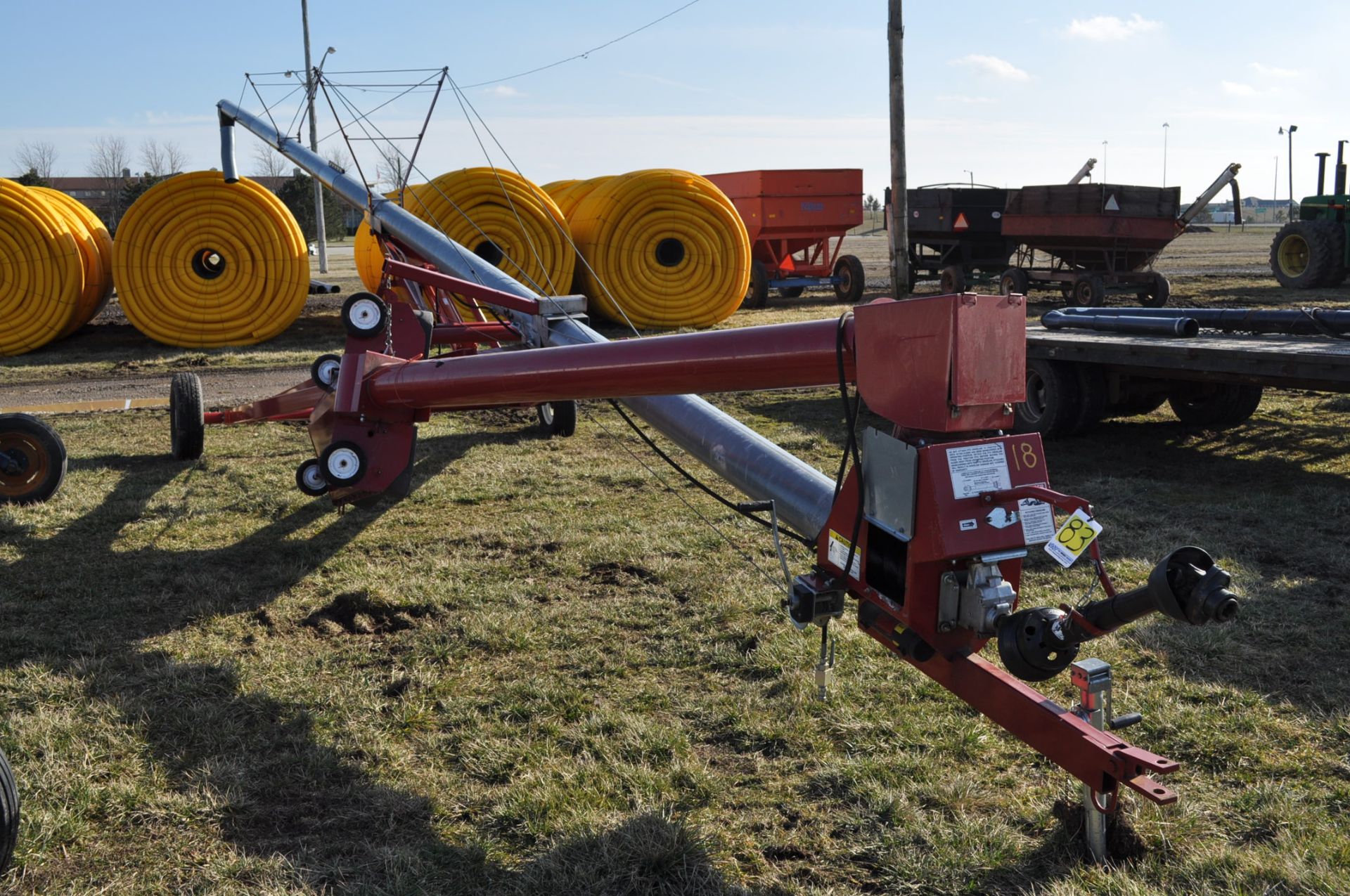 8"x62' Mayrath swing away auger, 540 PTO, hyd raise - Image 2 of 6