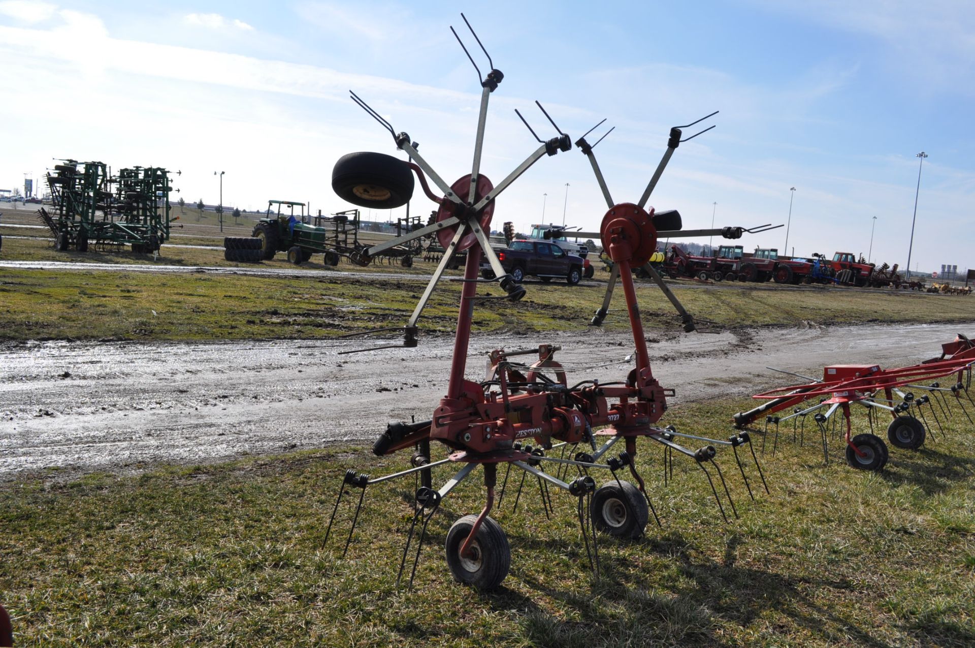 Agco 3727 4 basket tedder, hyd fold, pull type, 540 PTO - Image 4 of 6