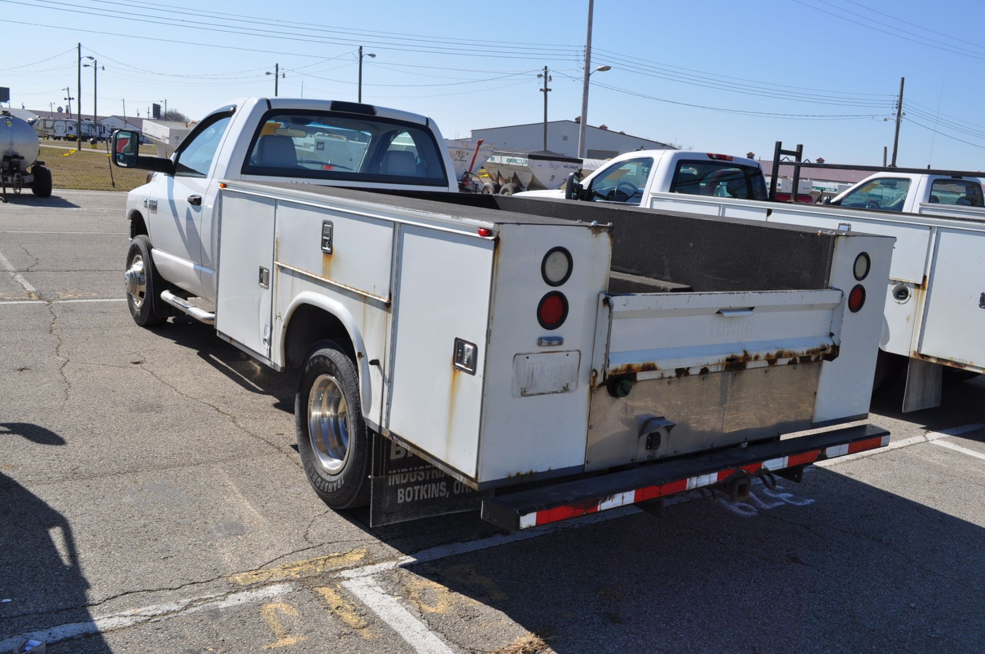 2007 Dodge Ram 3500 HD, dual wheels, reg cab, Cummins diesel, auto trans, 9’ Knapheide service bed - Image 2 of 30