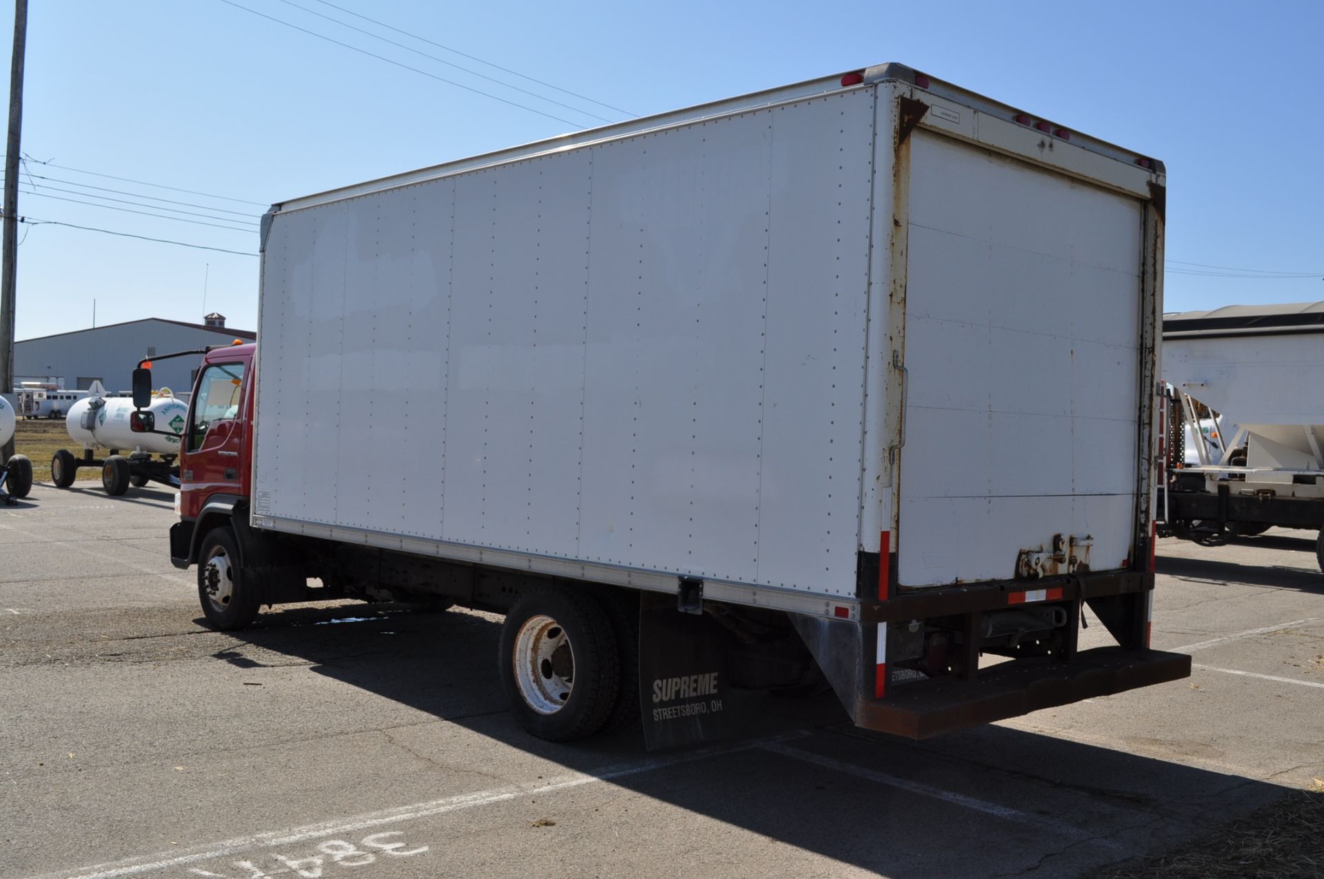 2007 International CF-600, single-axle, VT 275 Model A200, auto trans, 18’ van body, 69,081 mi. - Image 2 of 17