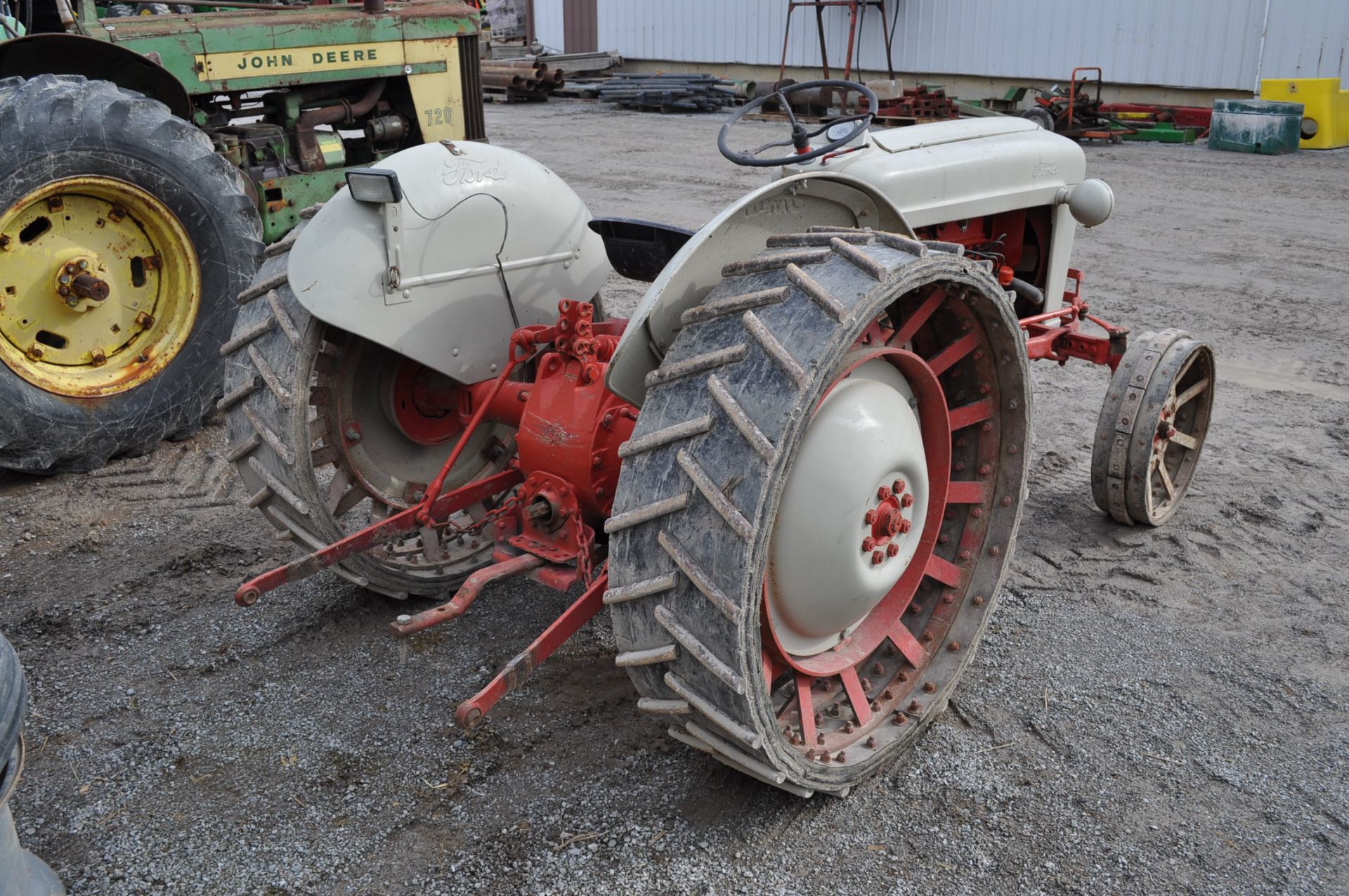 Ford Jubillee tractor, gas, 3 pt, PTO, on steel wheels, front tires and wheels, rear rims only - Image 3 of 14