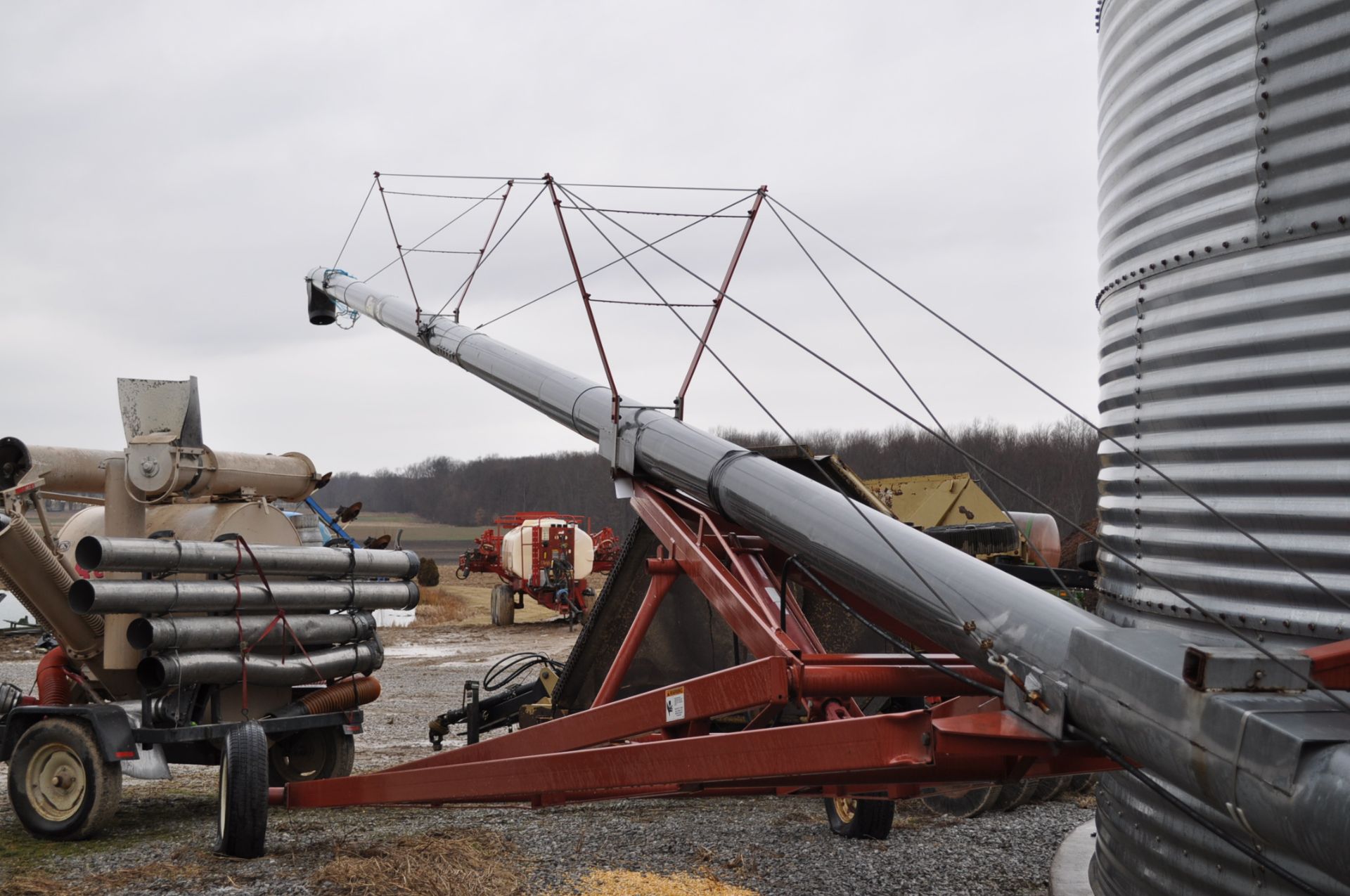 Mayrath 10” x 70’ swing away auger, 540 PTO - Image 2 of 4