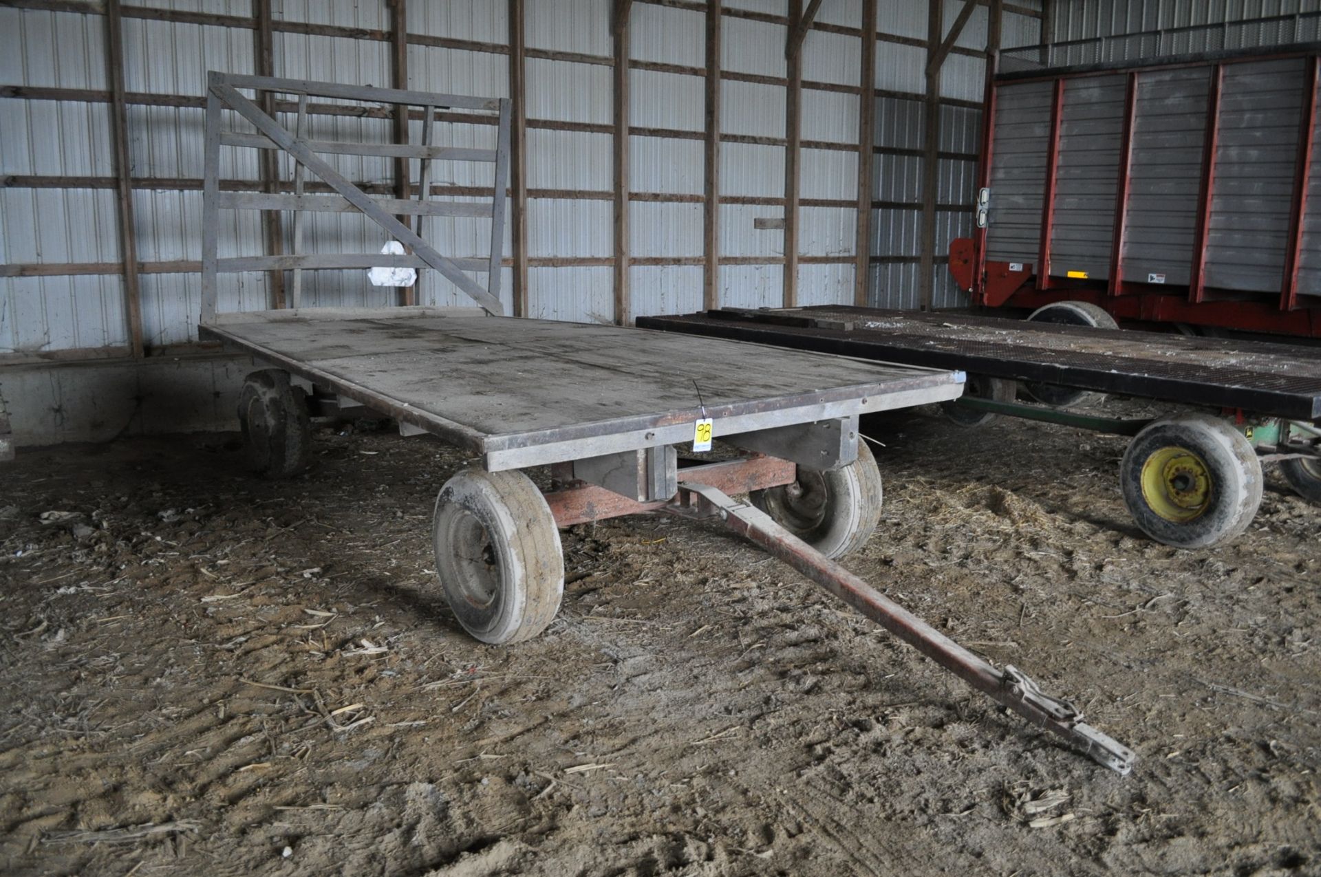 8' x 16' flat rack hay wagon with rear standard - Image 2 of 7