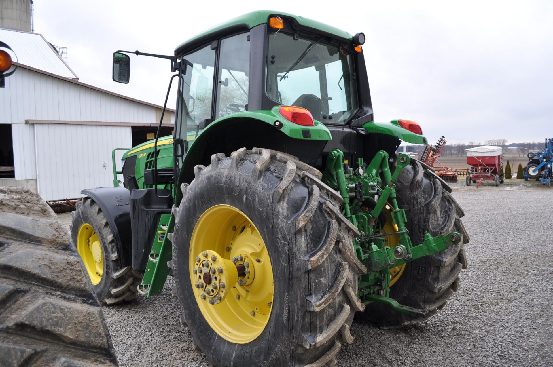 John Deere 6150M tractor, MFWD, C/H/A, 620/85 R 38 rear, 420/85 R 28 front, front fenders, - Image 4 of 20