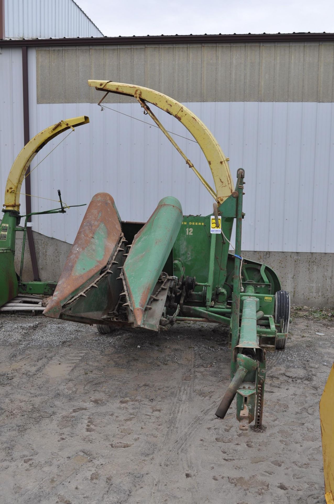 John Deere pull type #12-R forage harvester, 1 row corn head, 540 PTO, SN 42471, Low Acres