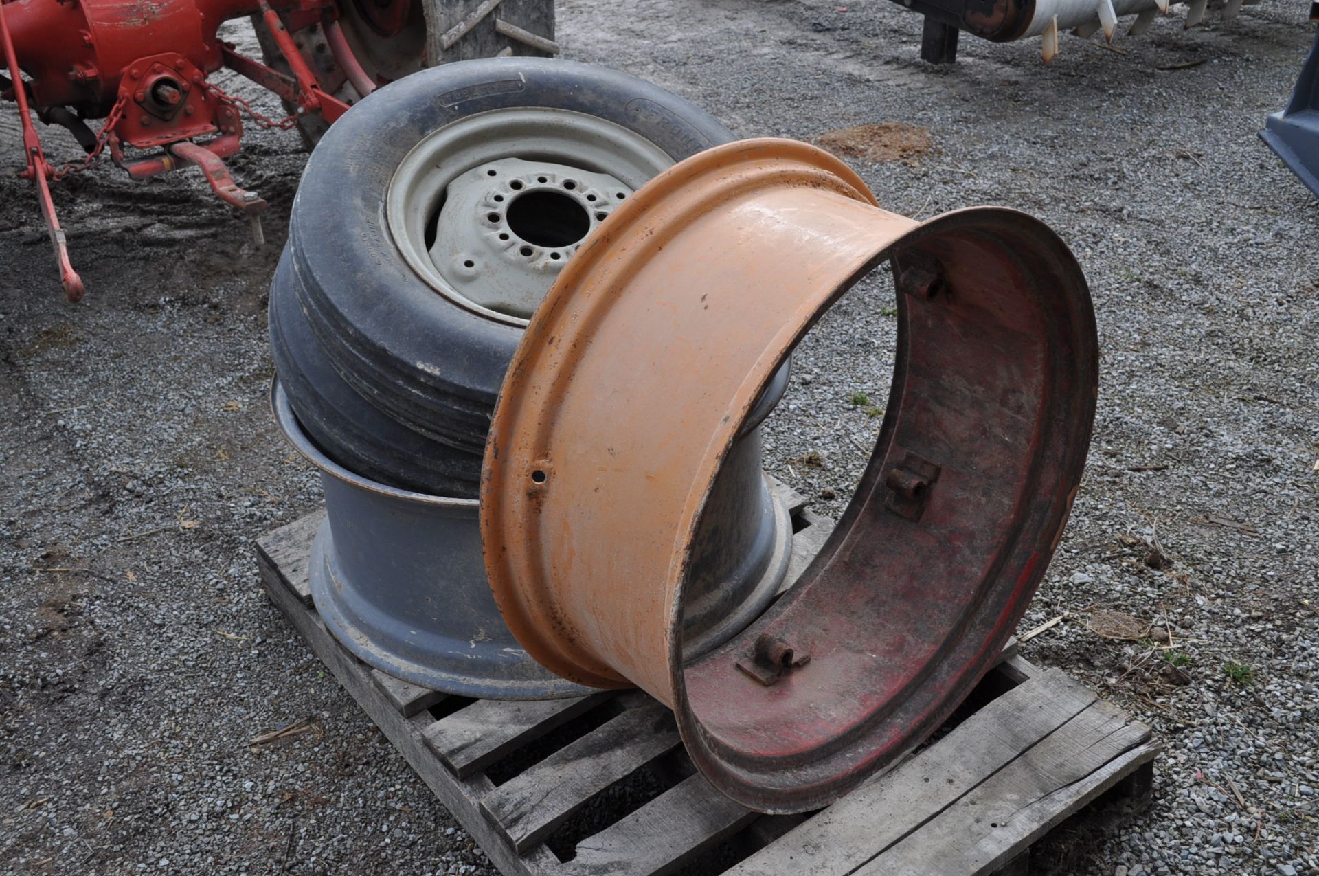 Ford Jubillee tractor, gas, 3 pt, PTO, on steel wheels, front tires and wheels, rear rims only - Image 14 of 14